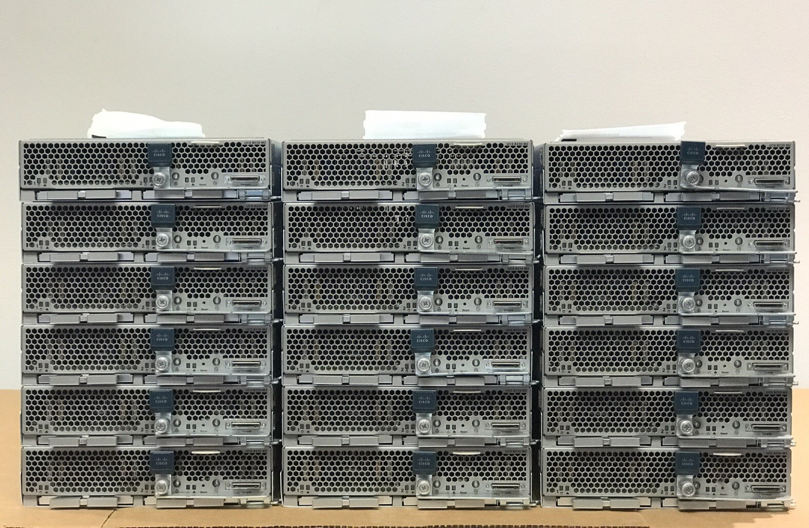 Cisco B230 M2 2x Intel Xeon E7-2870 10 Core 192GB ECC RAM Blade Server 2x Tray