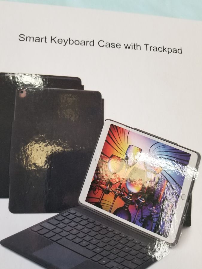 Wodecasa Smart Keyboard Case with Trackpad - Wireless Bluetooth Keyboard Cover