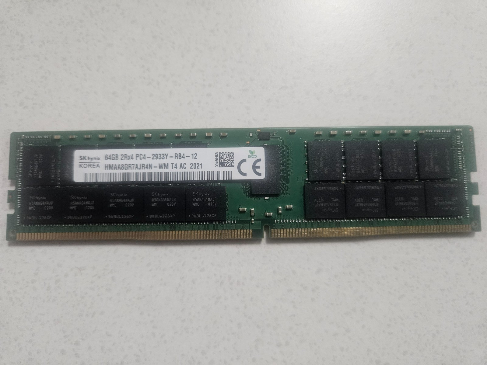 SK Hynix PC4-23400 (DDR4-2933Y) 64GB Server RAM HMAA8GR7AJR4N-WM T4 AC 2021