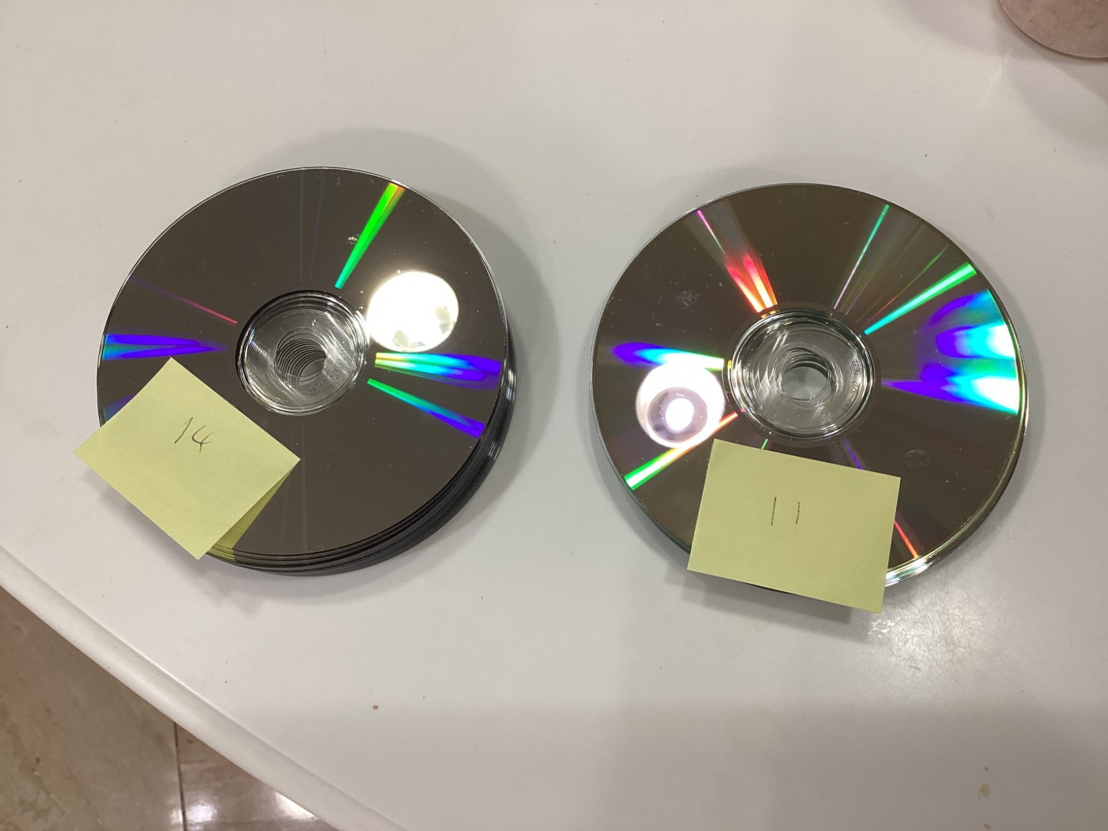 Lot of 25 Recordable CD DVD BLANK  Media - Generic - NO NAME