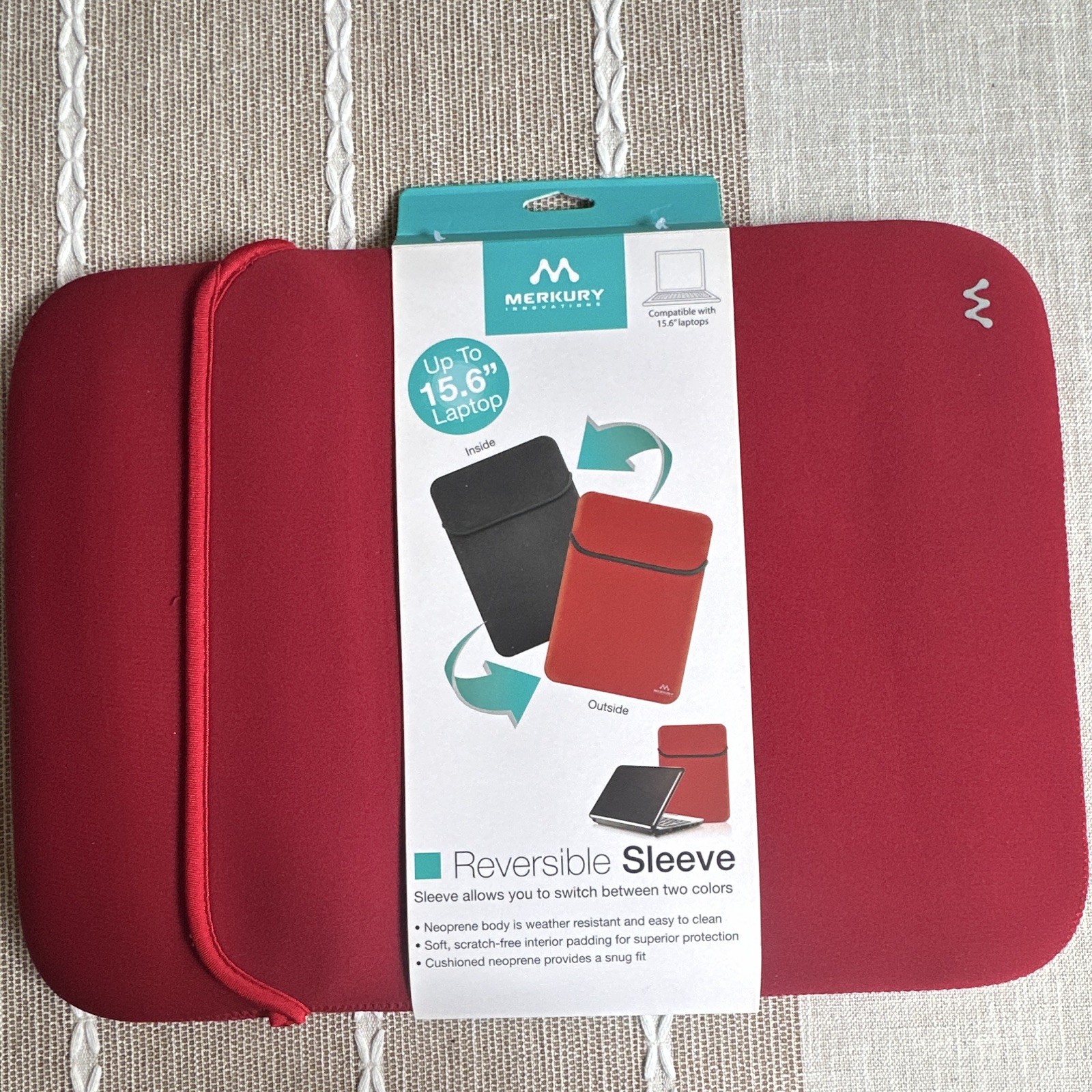 Merkury Innovations 15.6" Reversible Laptop Sleeve - Red/Black - Brand New