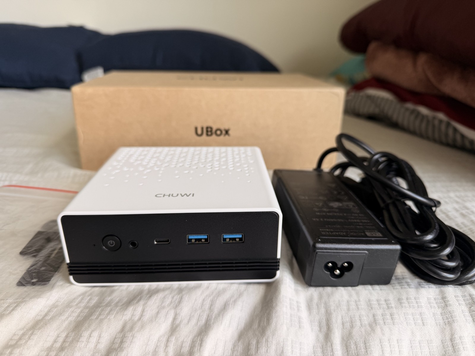CHUWI UBox Mini PC | AMD Ryzen 5 6600H | 16GB DDR5 | 512GB SSD | Windows 11 Pro 
