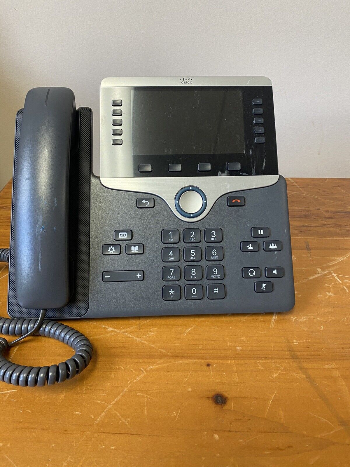 Cisco 8851 CP-8851 CP-8851-K9 Display Office IP Phone with Handset & Stand