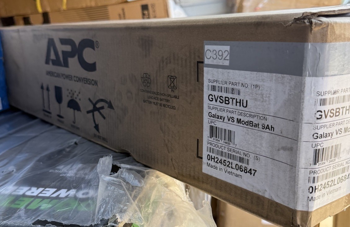 APC by Schneider Electric GVSBTHU 9Ah Galaxy VS Smart Battery Module for UPS