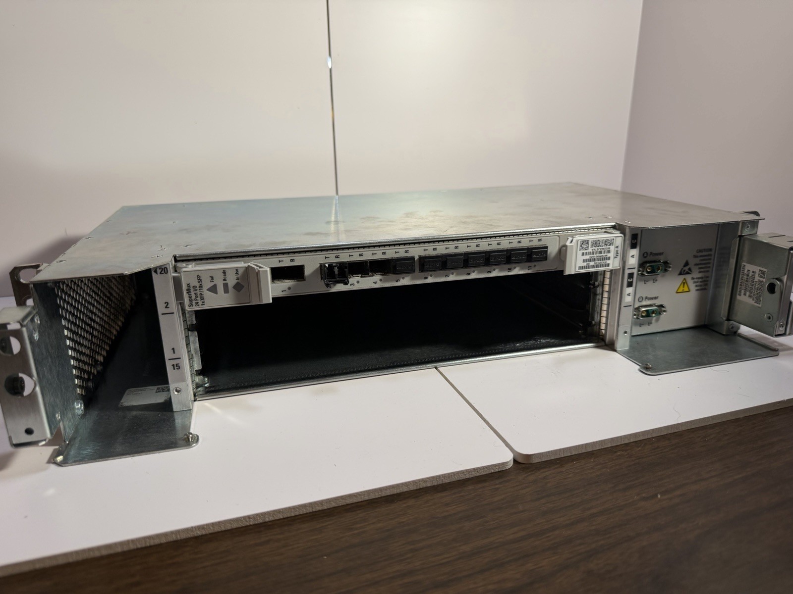 Ciena 6500 2-slot Shelf/DC Power + NTK535FAE5 Card + NTK585CN Transceiver