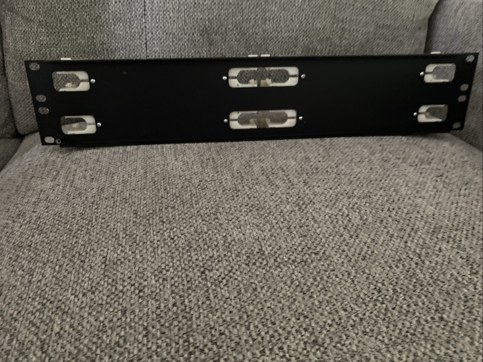 Leviton Network Patch Panel 96 Phone Circuit Panel 2u Part Only No Hardware