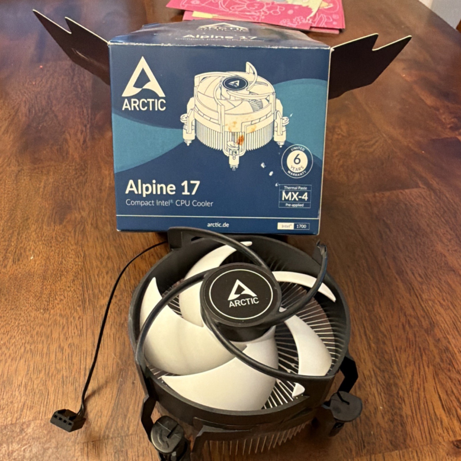 Arctic Alpine 17 CPU Cooler LGA 1700 92mm Fluid Dynamic 2000RPM 4-Pin PWM Black