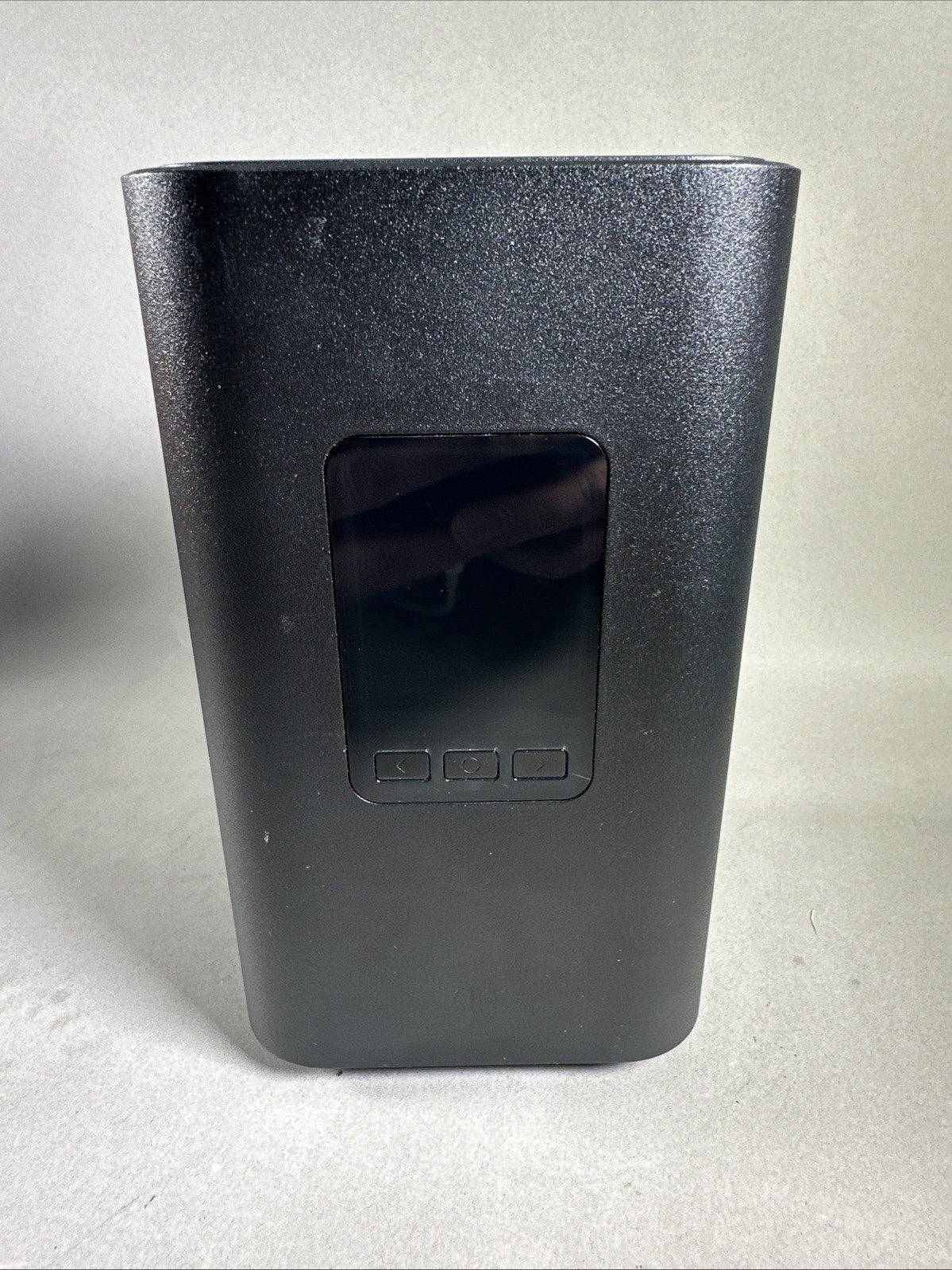 T-Mobile ARC KVD21 5G Home Internet WI-FI Gateway Black Tower used *No Charger