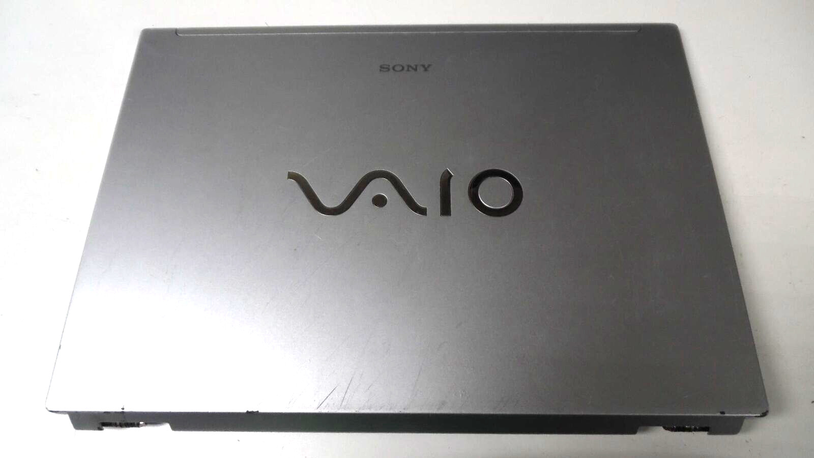OEM Sony VAIO PCG-394L 15.4" LCD Cover Lid w/Cables & Hinges - 321251201 