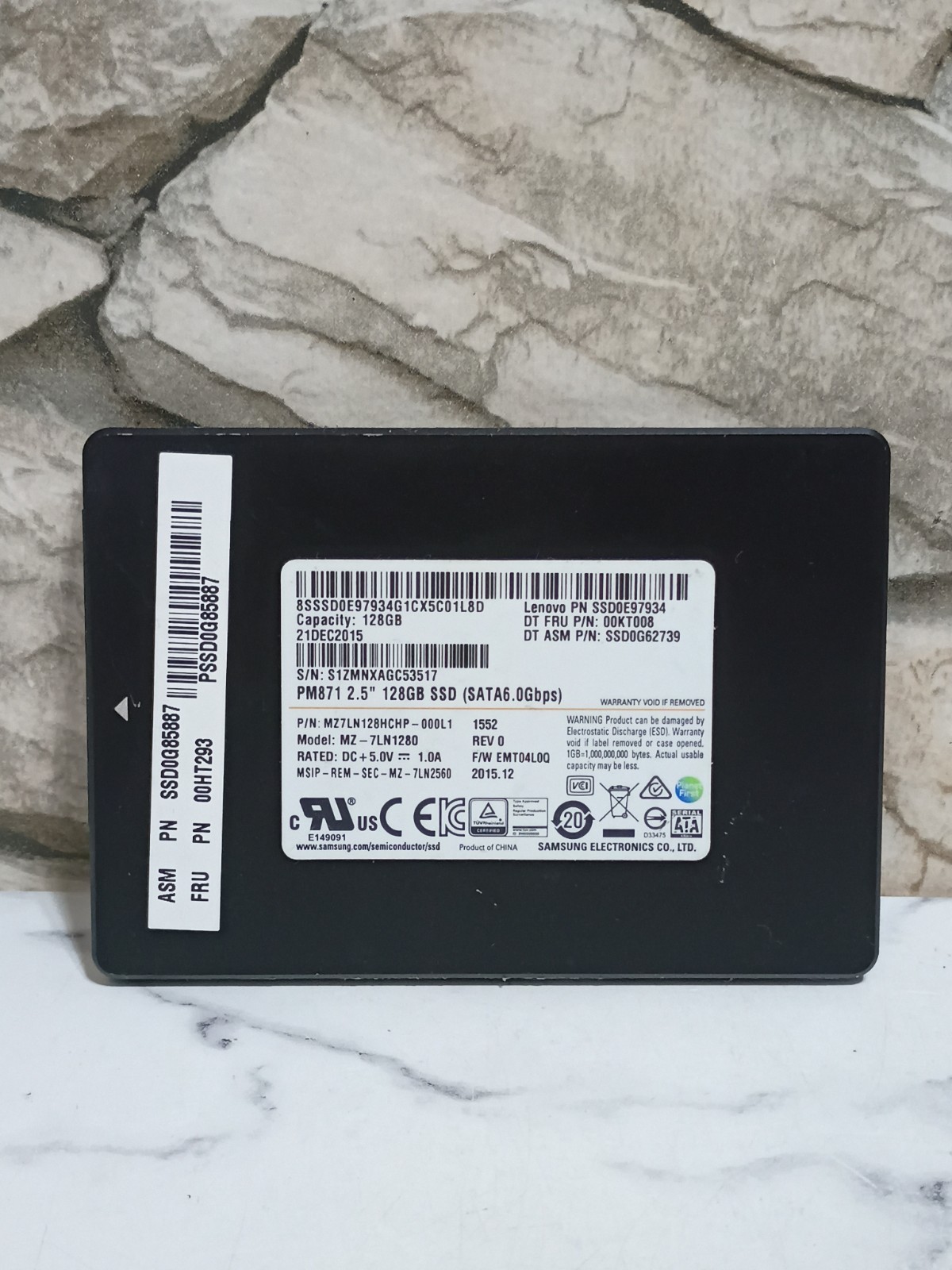 Lenovo SSD0E97934 Samsung 128GB Solid State Drive SSD MZ-7LN128CHP-000L1