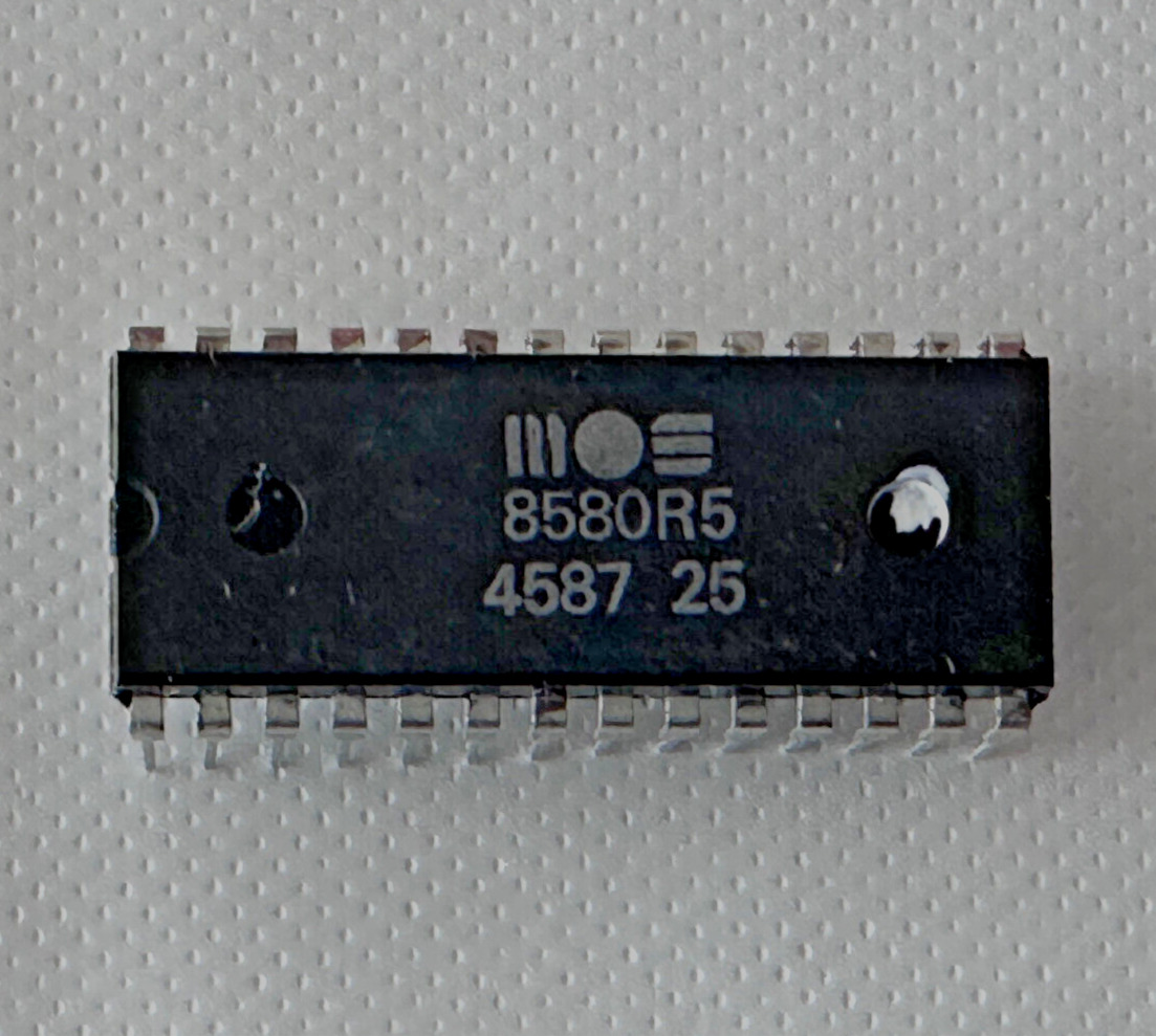 8580R5 Chip Ic Csg / Mos Sid Soundchip, Commodore C64 #45 87