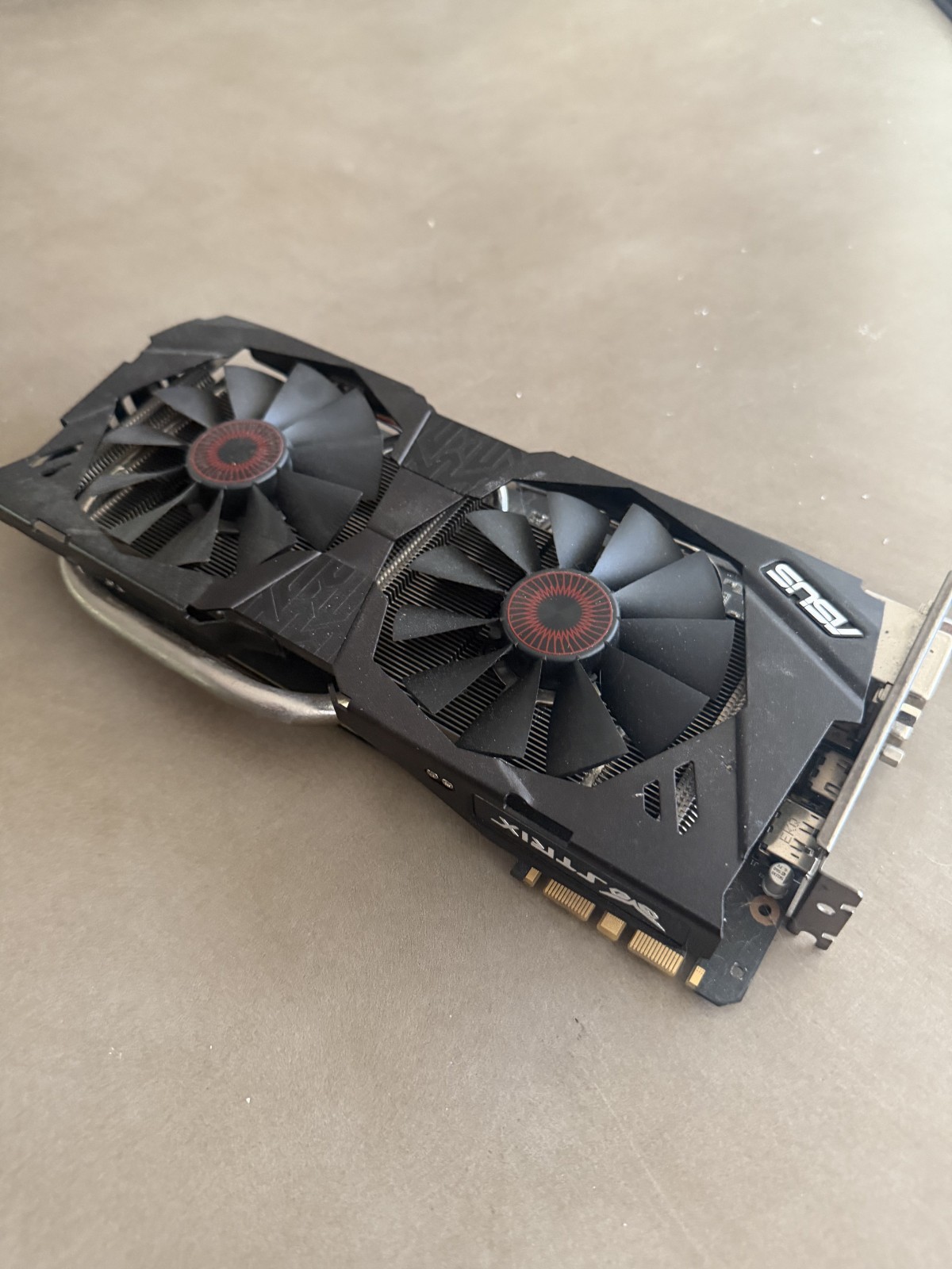 ASUS NVIDIA GeForce GTX 970 4GB GDDR5 Video Card