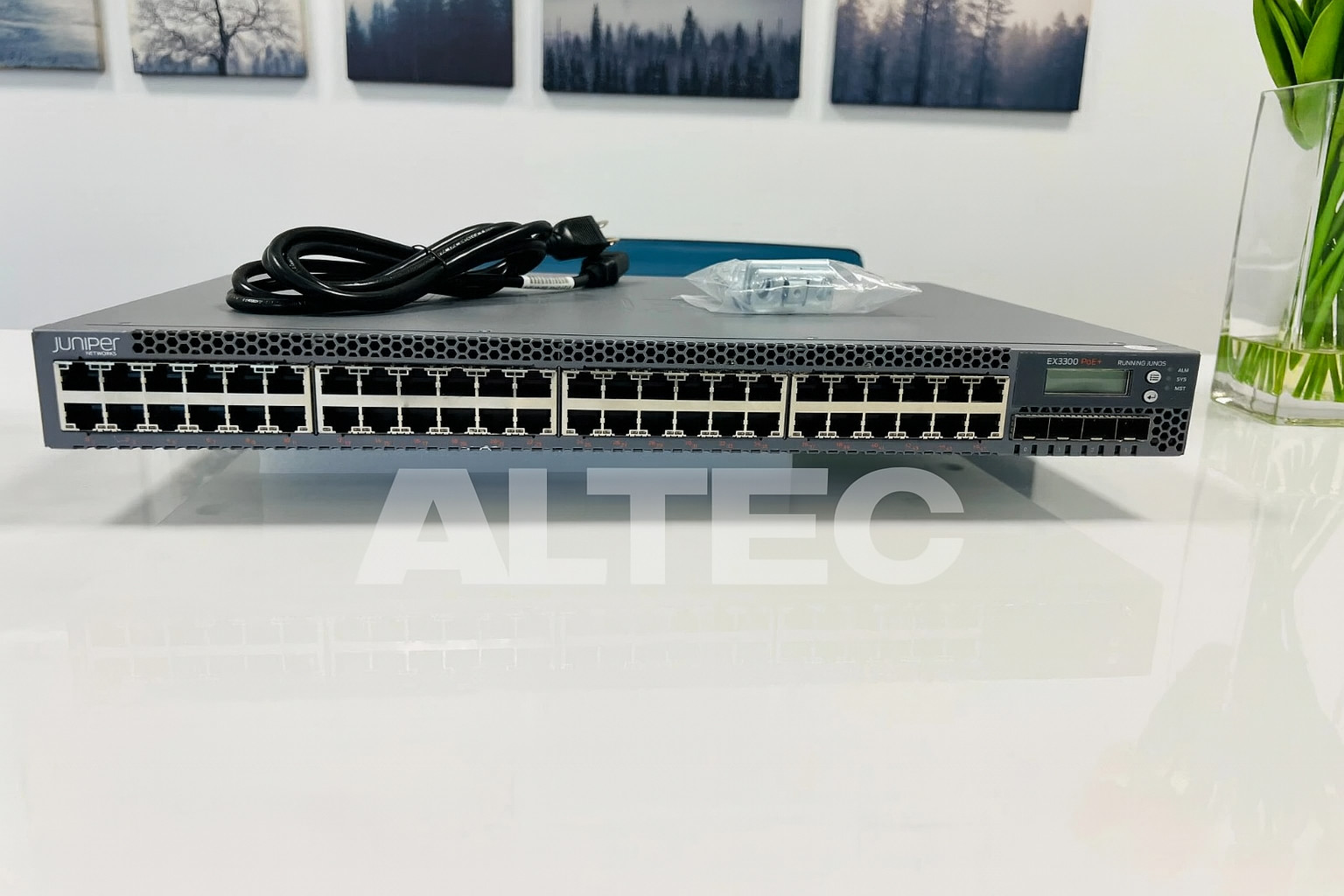 Juniper EX3300 48P EX3300-48P 48 Port PoE+ Gigabit Switch Excellent Condition