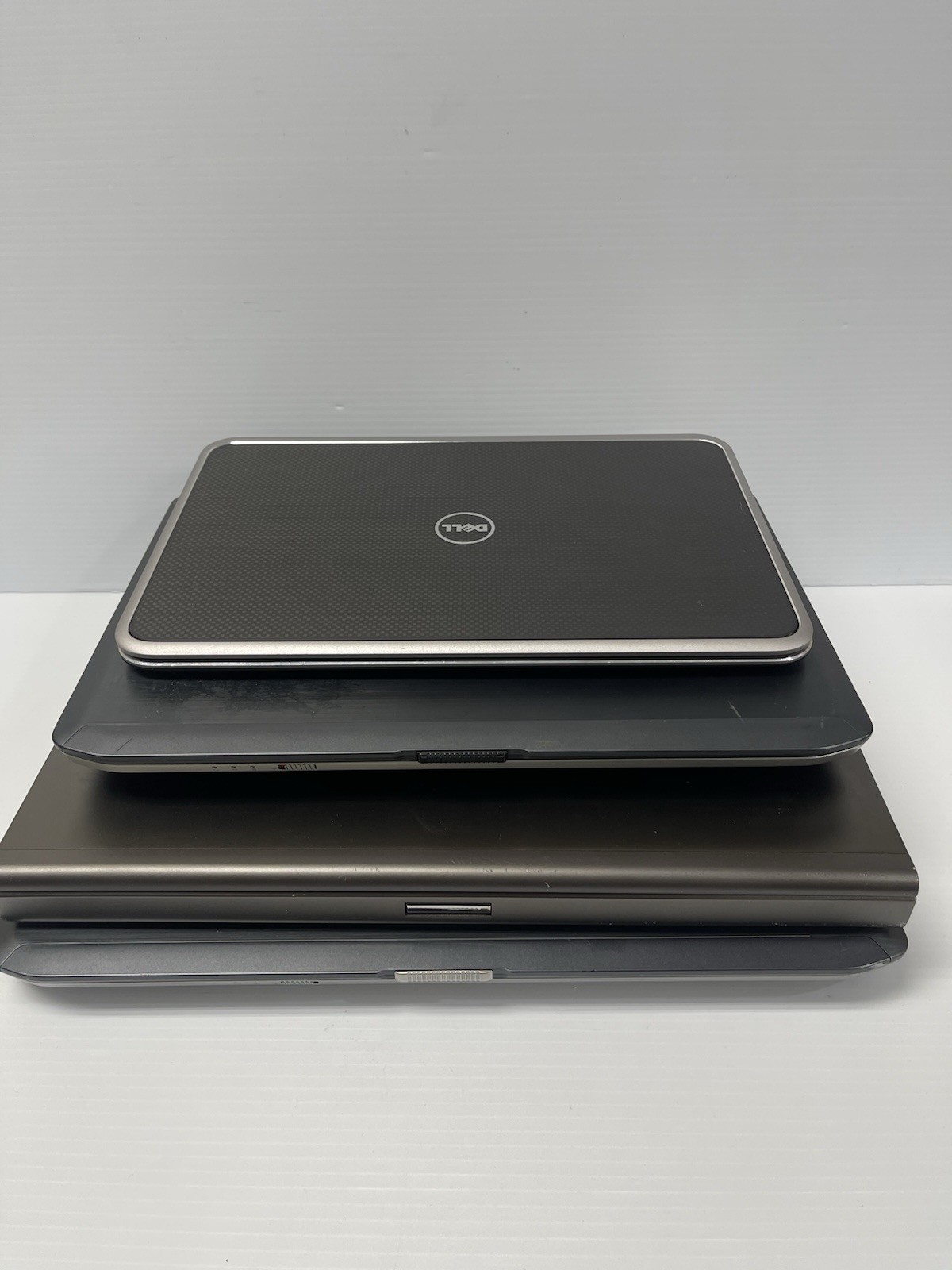 Dell  Lot 4  Laptop  Salvage Condition for Parts only Read*** Mixed Models