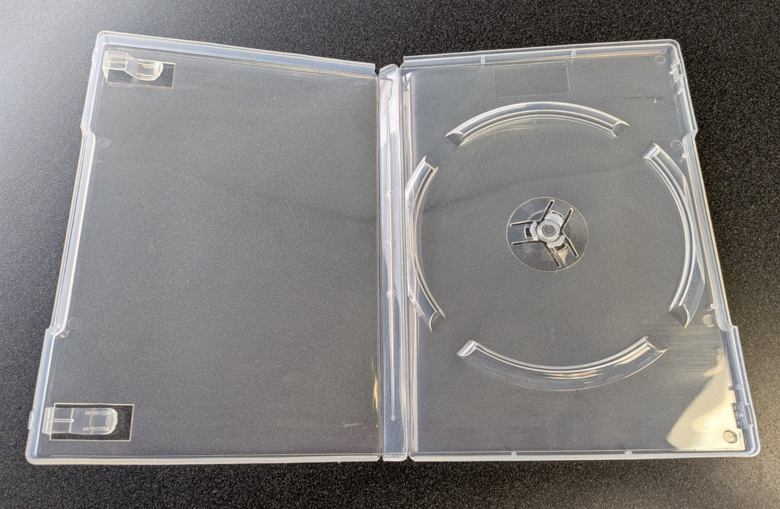 LIQUIDATION BULK SALE *100* PCS Standard CLEAR 1 Disc DVD Case
