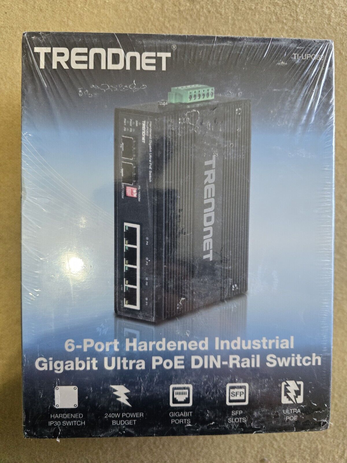 TRENDnet 6-Port Industrial Gigabit PoE+ Solar DIN-Rail Switch, 12-56V, Alarm...