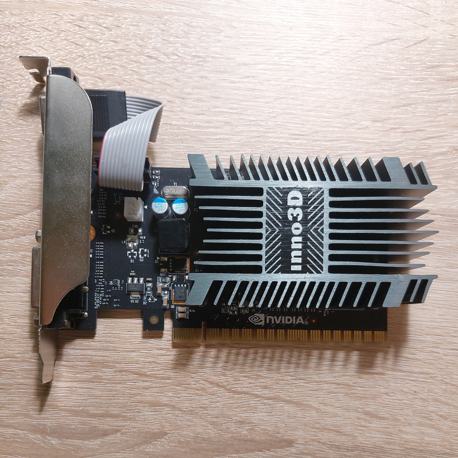 INNO3D GT710 Nvidia.