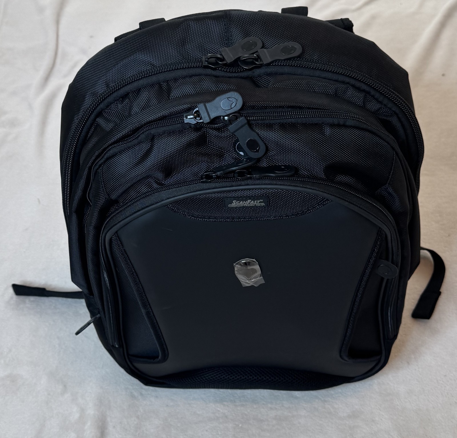 Alienware Orion M17X 17in Black Nylon Backpack - TSA Checkpoint Friendly AWBP2.0