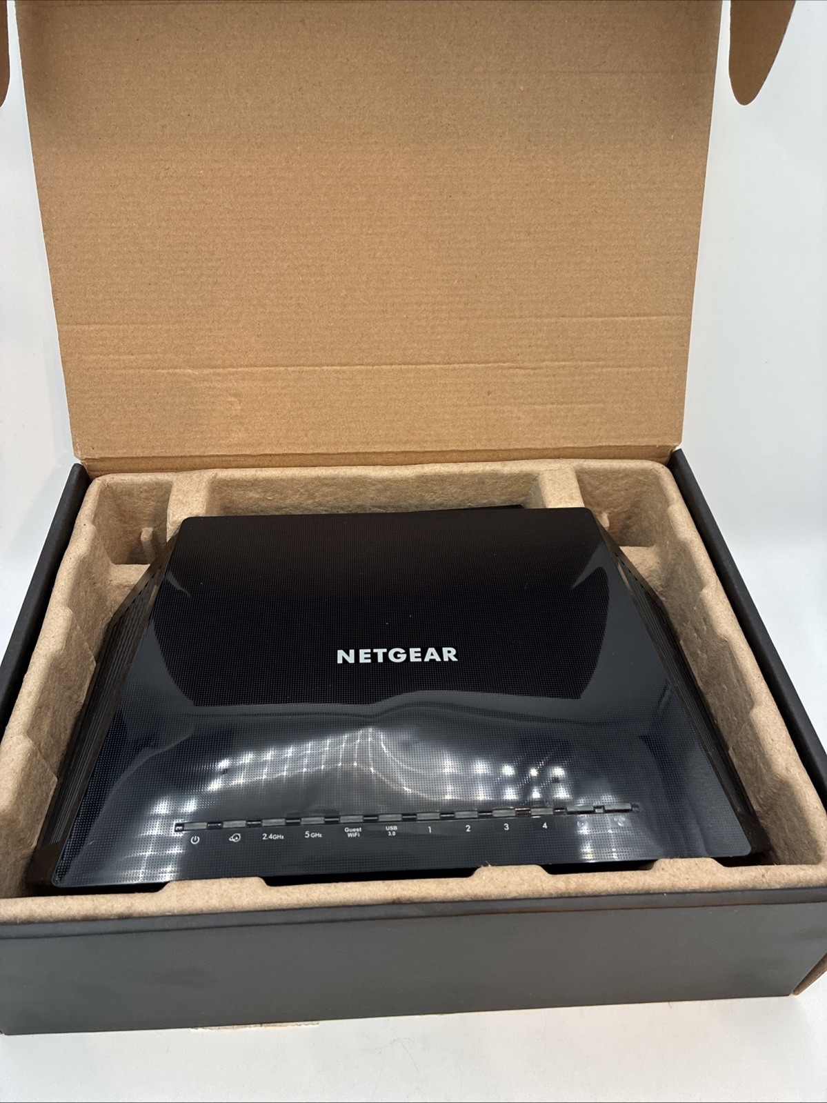 NETGEAR Nighthawk AC1750 Smart WiFi Router Model# R6700 Black