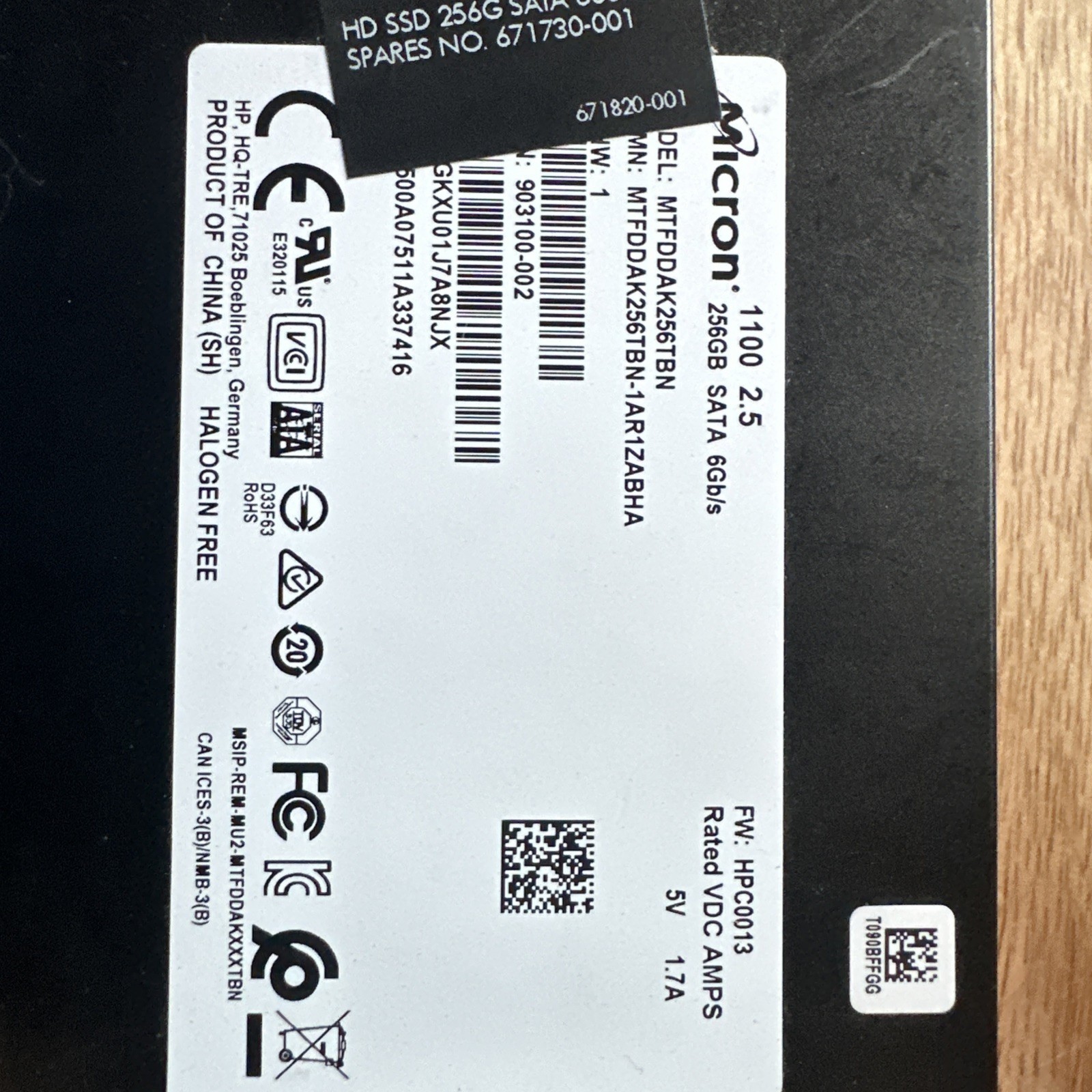 Micron 1100 MTFDDAK256TBN 256GB 2.5" SATA III Internal SSD Halogen Free