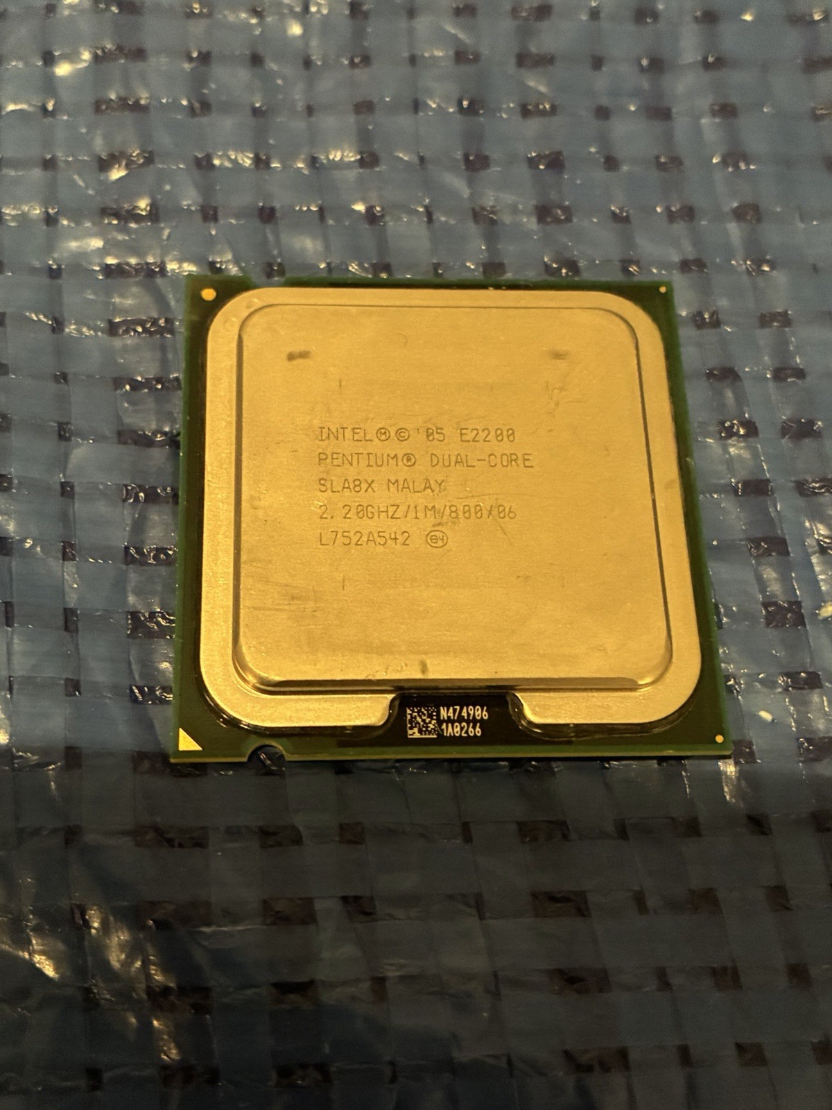 SLA8X Intel Pentium E2200 2.20GHz 2 cores 1MB 800MHz LGA 775 Processor