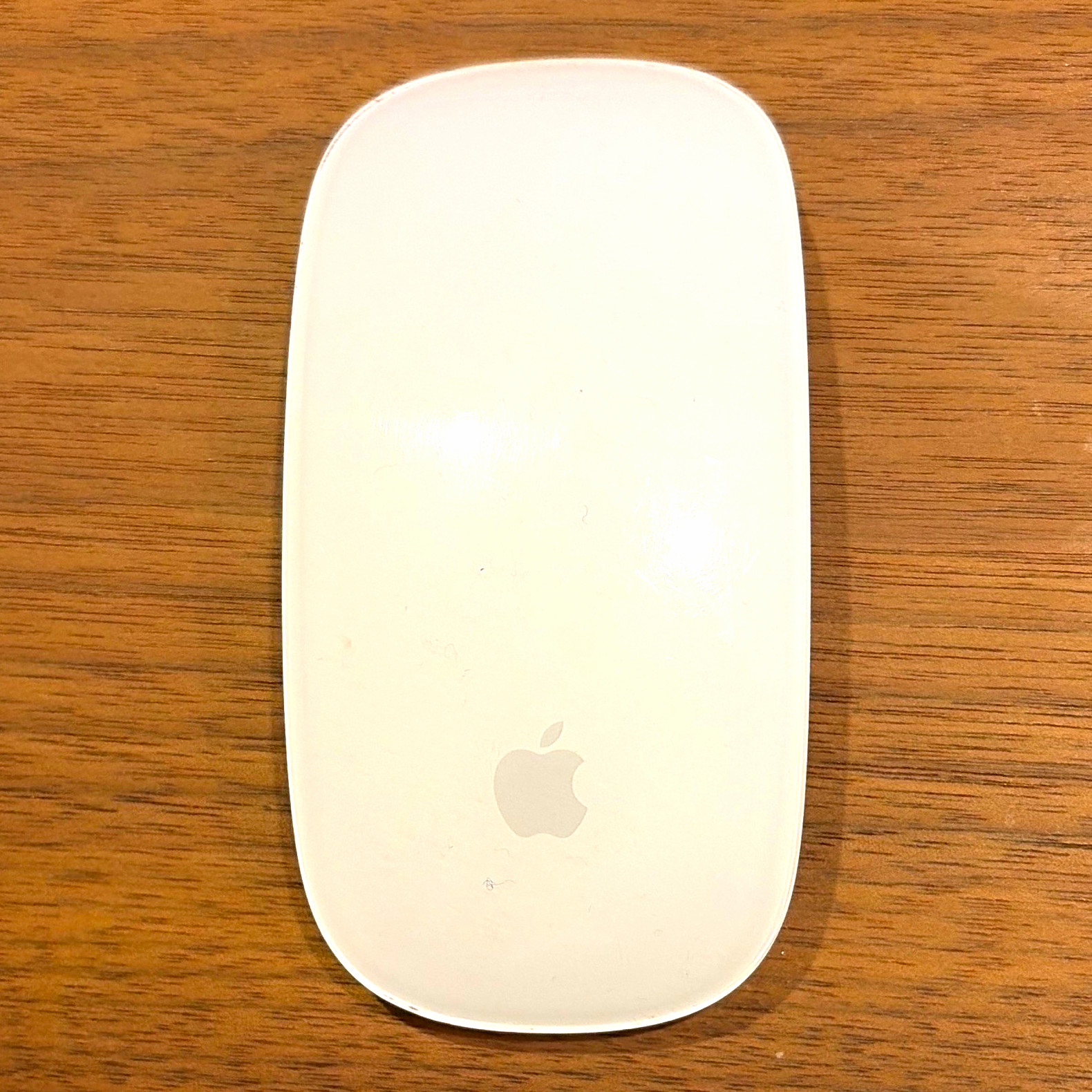 Apple Magic Mouse 2 A1657 White Bluetooth Wireless Rechargeable Multi-Touch