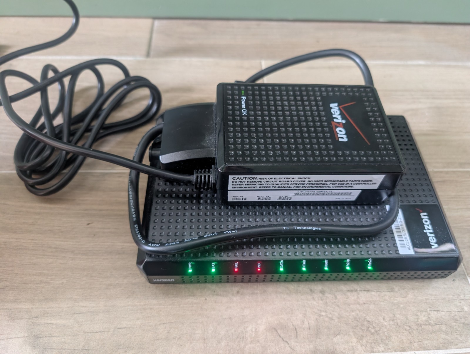 Verizon FIOS Optical Network Terminal ONT Nokia G-211M-C Modem Home Wifi Router