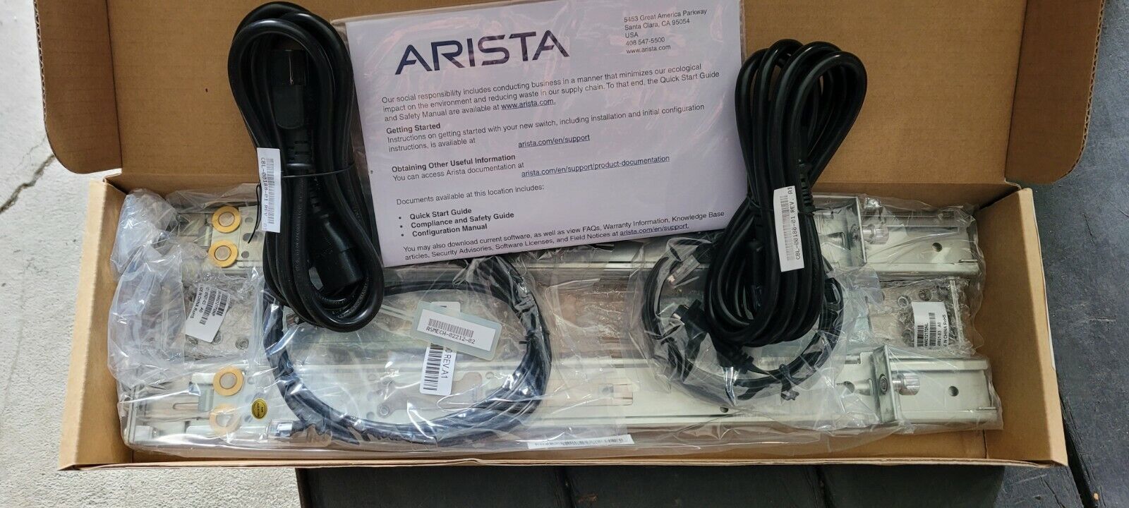 Arista KIT-7001 Inner+Outer Tool-Less Rails 7280CR,7150S,7048-A,7050/QX32,7124SX