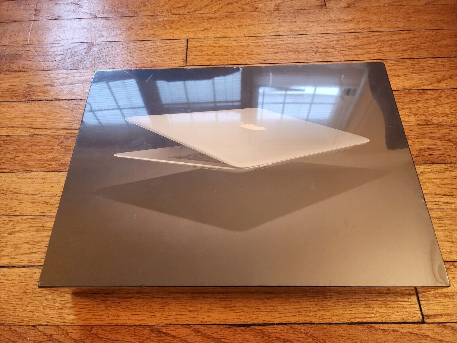 SEALED ORIGINAL FIRST GEN Apple MacBook Air A1237 13.3" Laptop (January, 2008)
