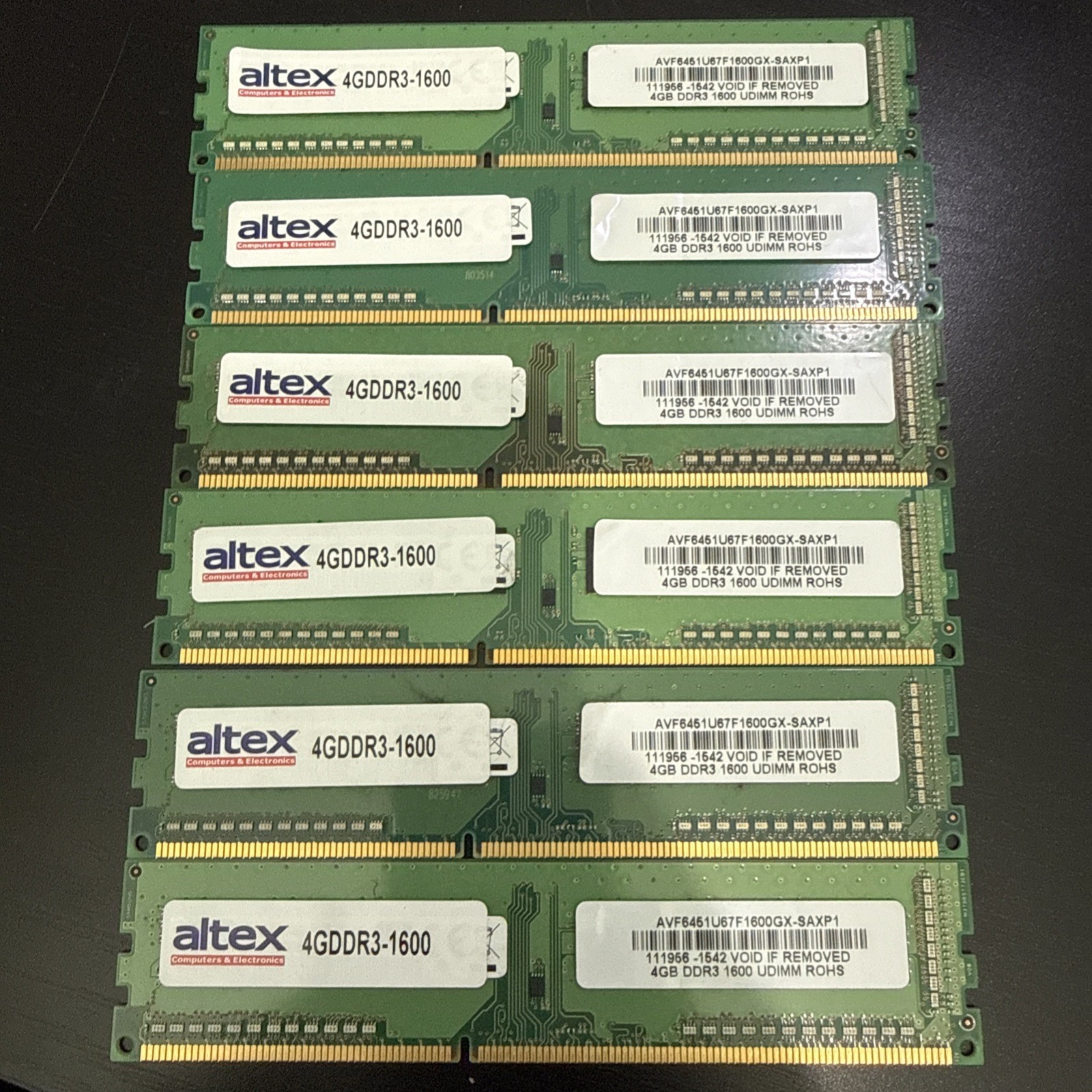 Altex Crucial (6x)4GB DDR3-1600 UDIMM AVF6451U64F1600GX Used Memory RAM