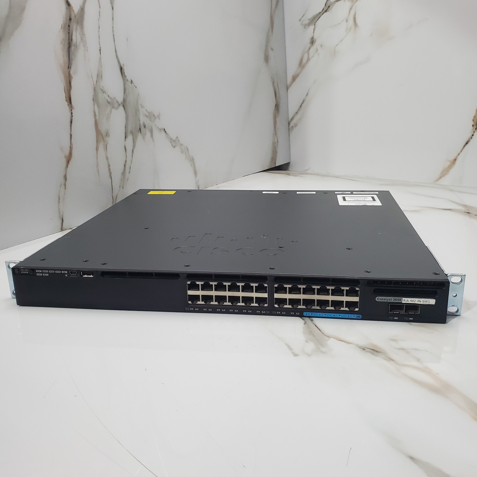 Cisco WS-C3650-8X24PD-S Catalyst 3650 Series 24-Port Managed Switch