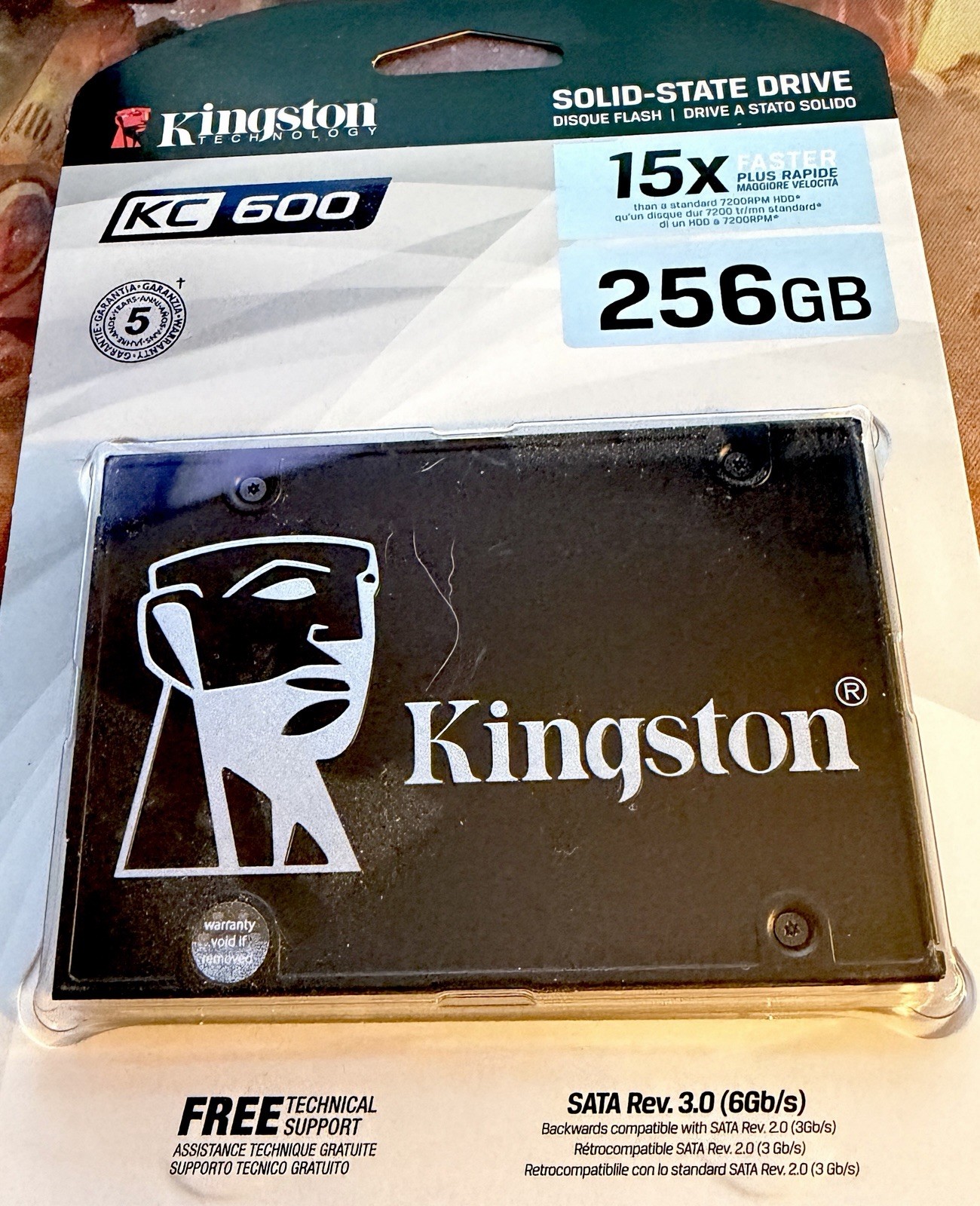 Kingston KC600 256GB 2.5 in SATA III Internal SSD (SKC600/256G)  ***NEW***