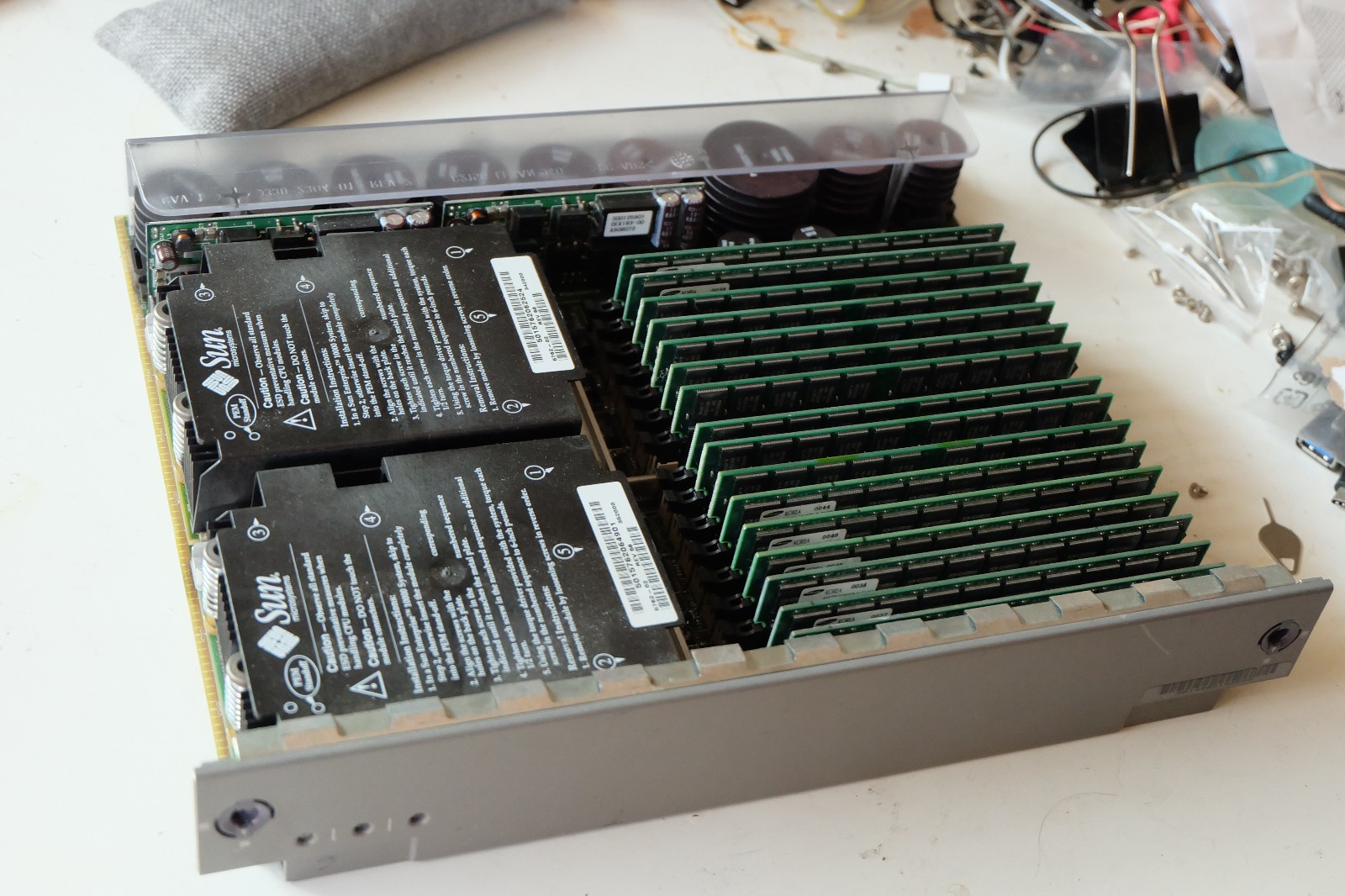 Sun 501-4882 CPU/Memory Board w/ 2x 400MHz CPUs + 4GB memory