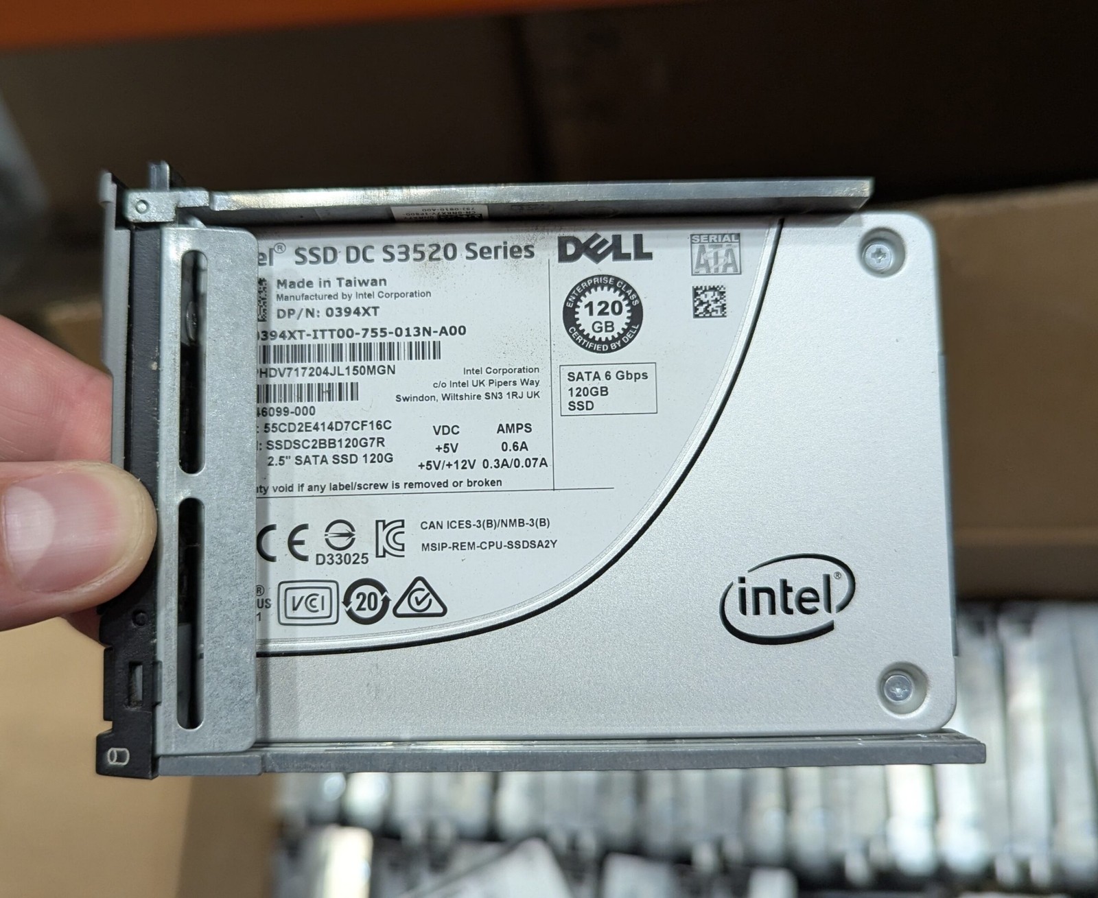 Dell 120GB 2.5 SATA 6G SSD 394XT Intel SSDSC2BB120G7R PowerEdge w/ Caddy Tray