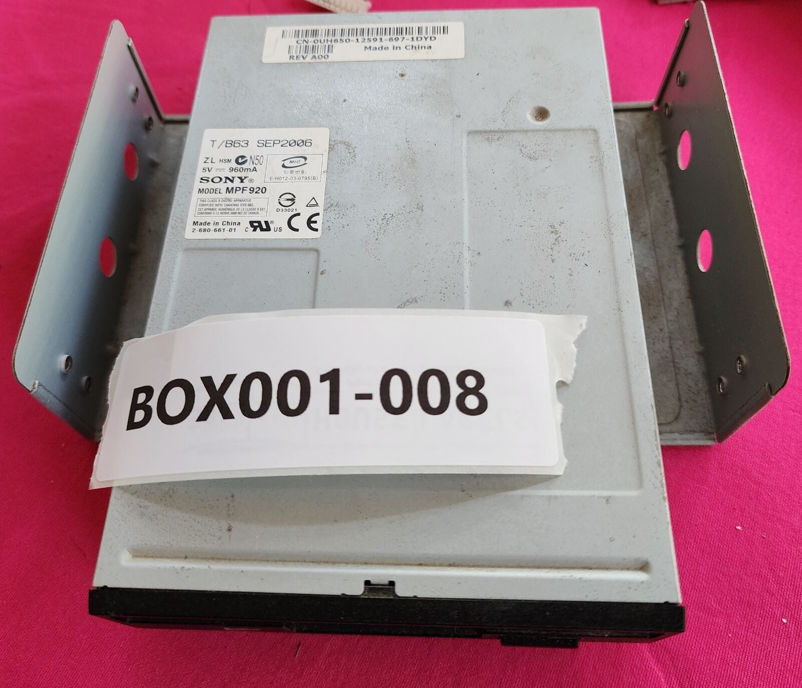 BOX001-008 Vintage Sony MPF920-1 UH650 1.44 MB 3.5 inch Internal Floppy Drive