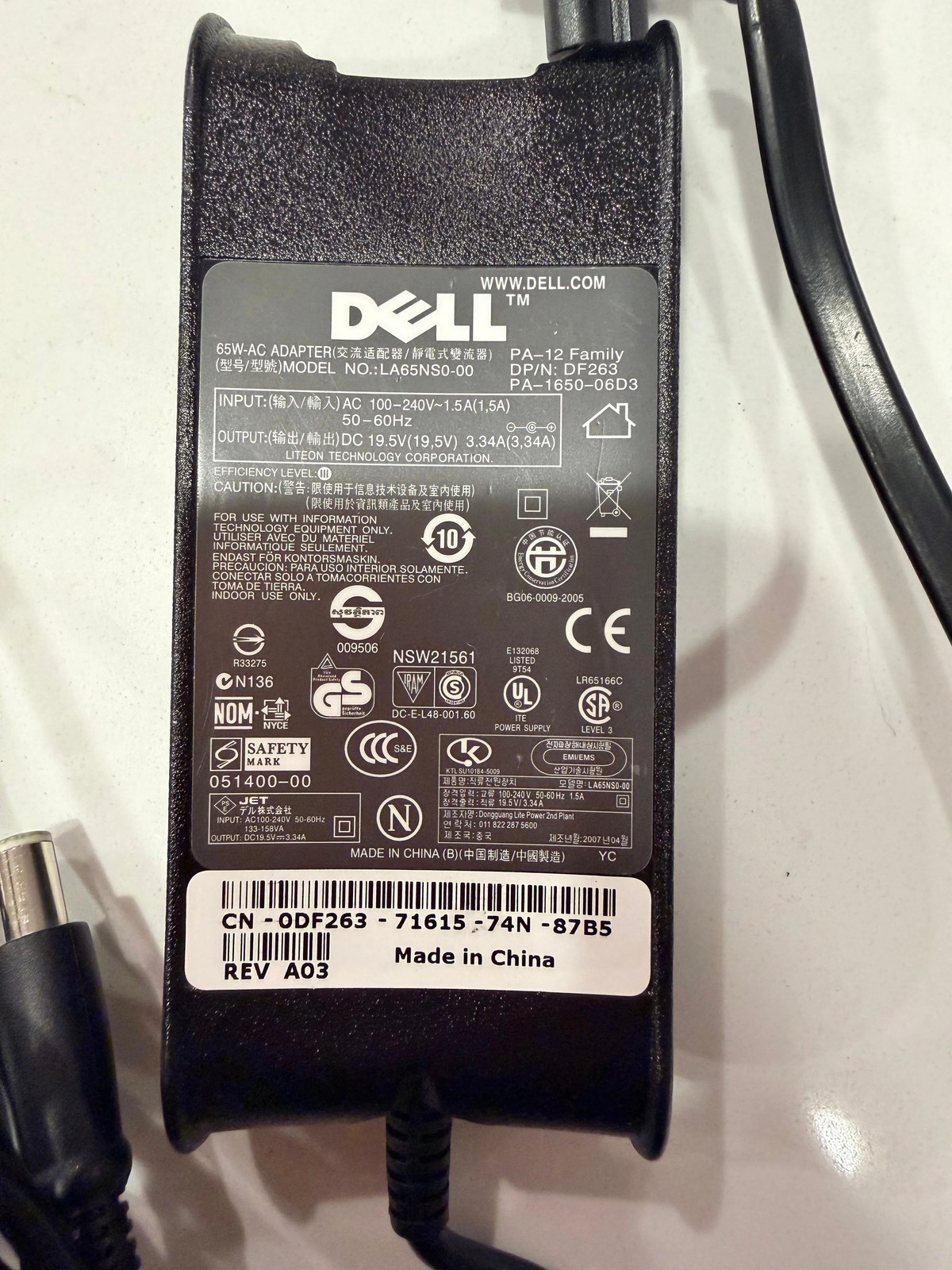 Dell Genuine 65W AC Adapter Laptop Charger LA65NS0-00 PA-12 Family DF263
