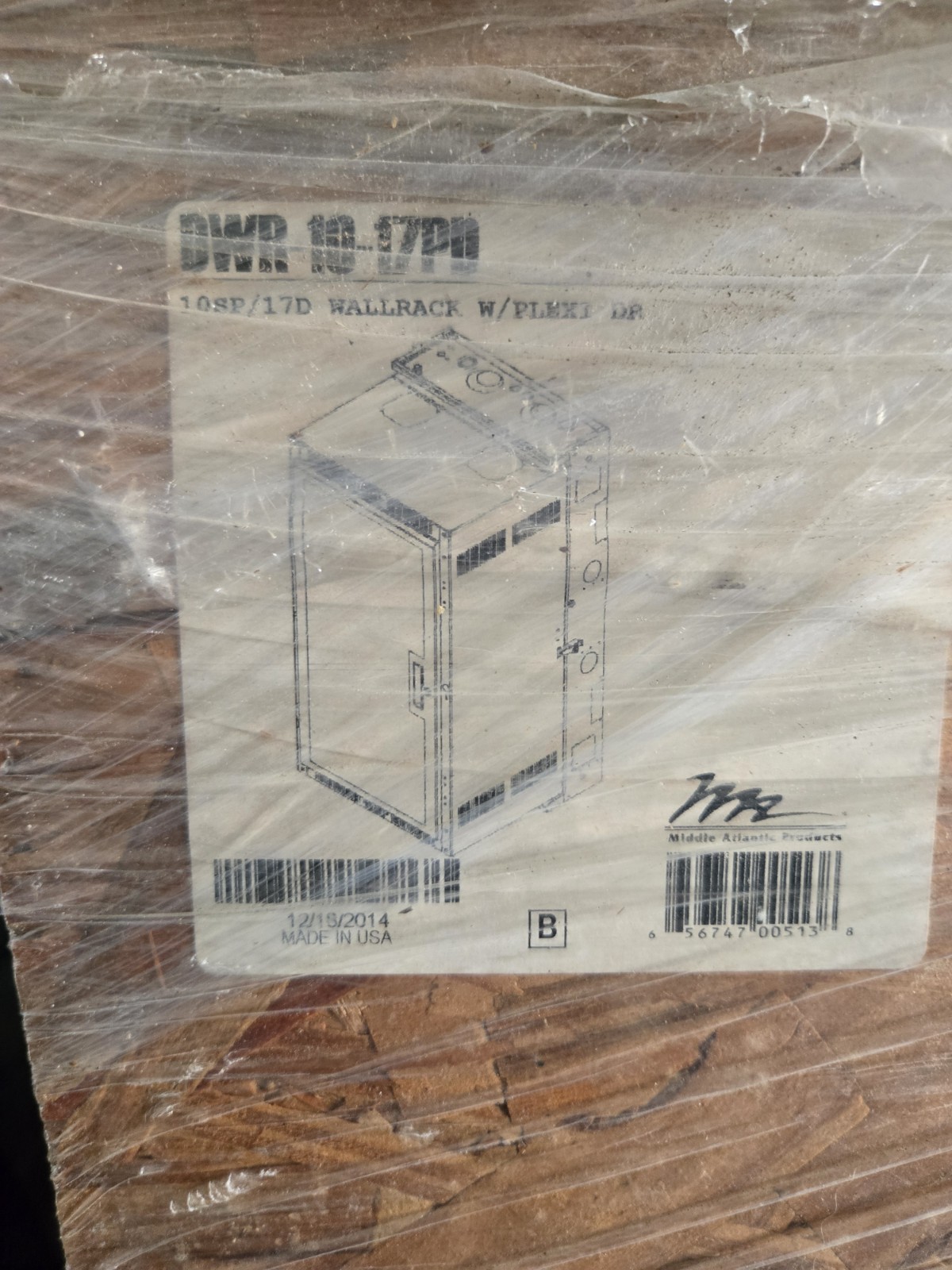 Middle Atlantic Products DWR-10-17PD Wall Mount Rack