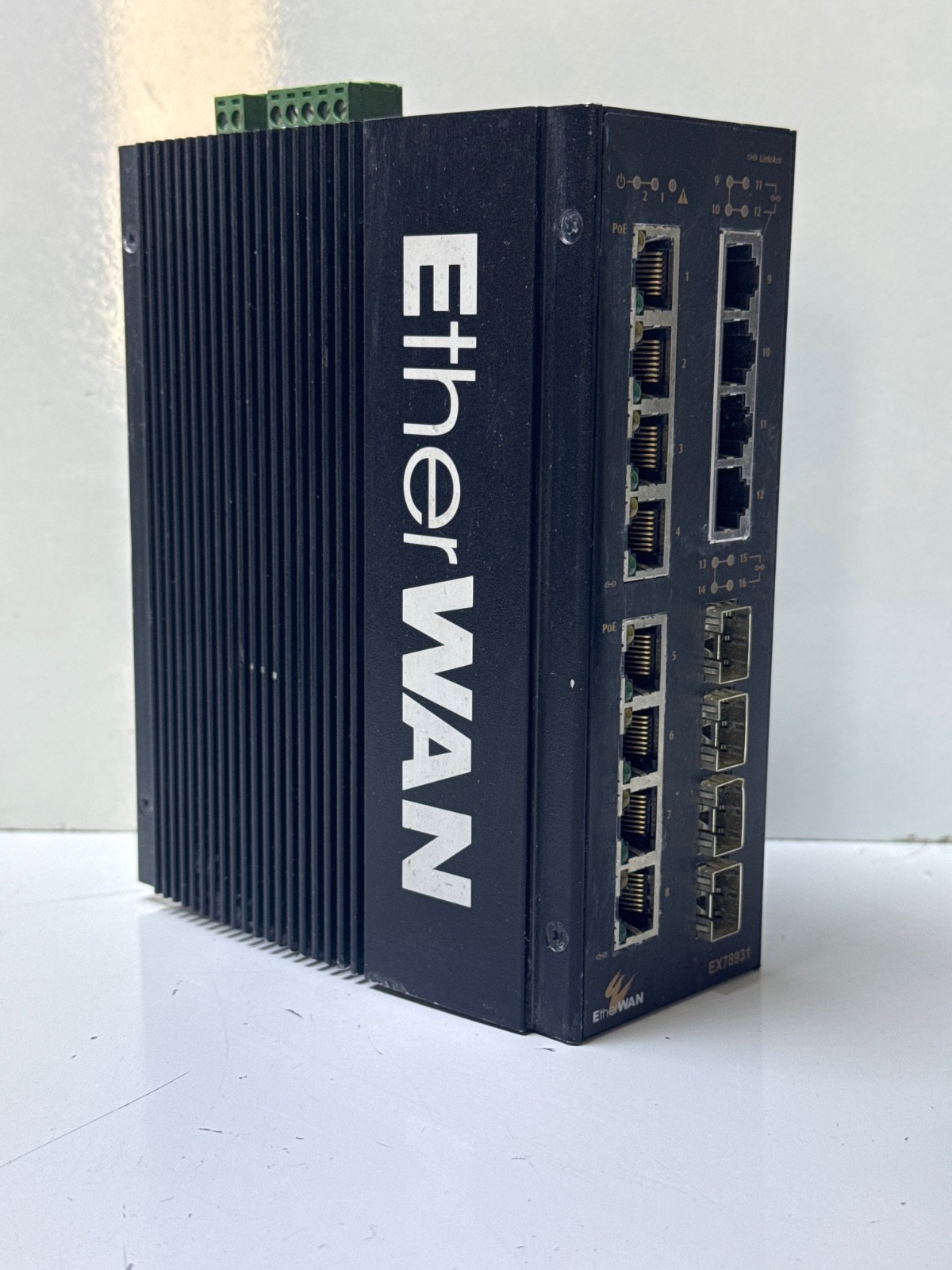 EtherWAN EX78931-0VB 12-Port Gigabit with 8-Port PoE +4 Gigabit SFP Switch