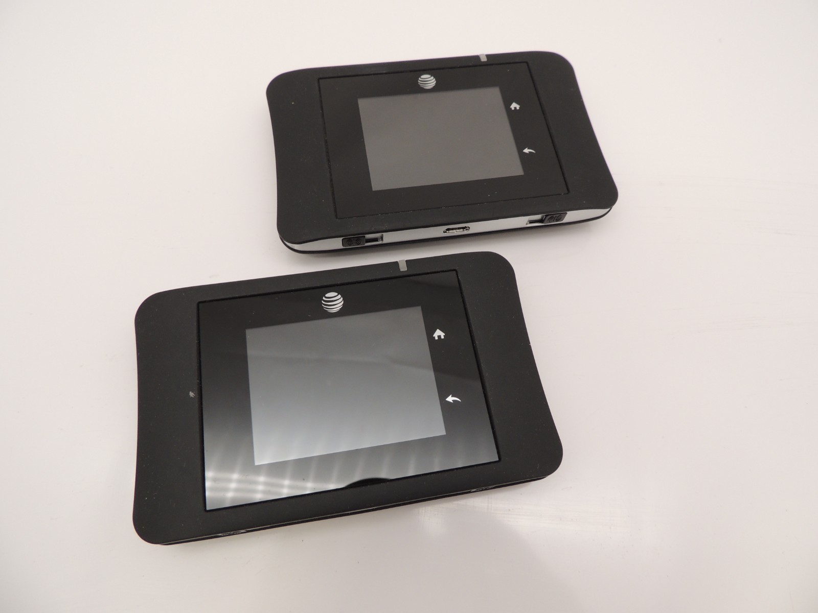 Lot of 2 AT&T Unite Pro NETGEAR AirCard 781S WiFi Mobile Hotspot