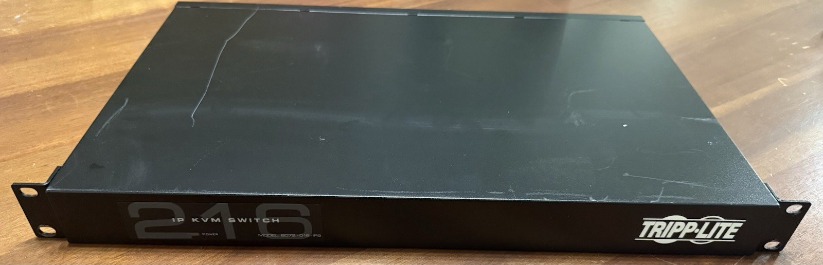 Tripp-Lite AG-0099 16-Port CAT5 IP KVM Switch B072-016-IP2