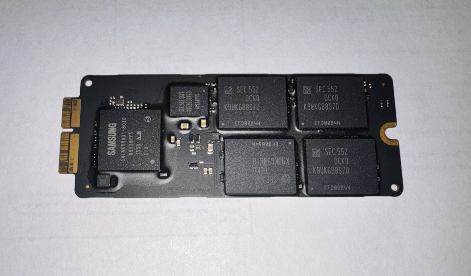 Apple 1TB Fat SSD Model: MZ-KPV1T00/0A8