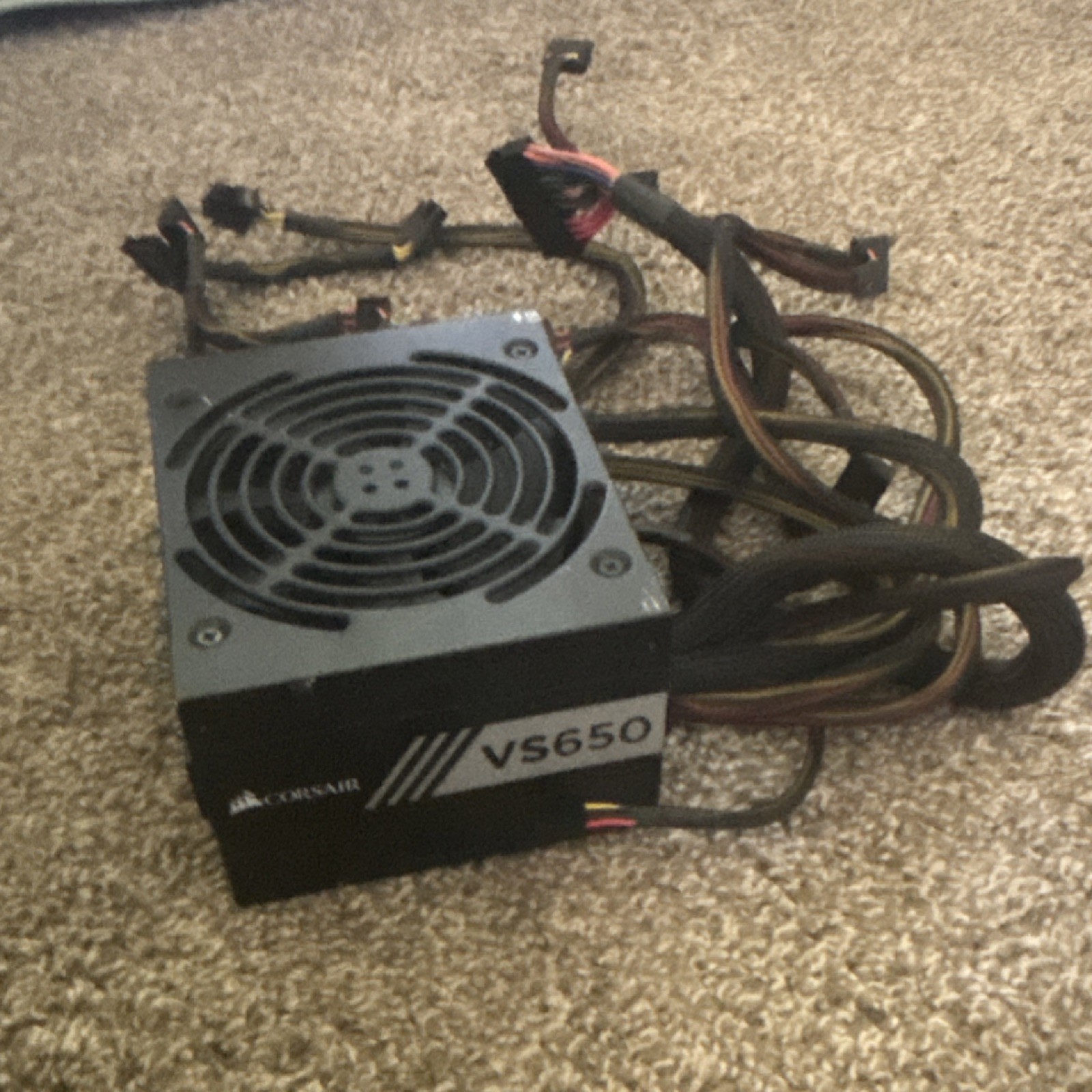 Corsair VS650 ATX Power Supply 650W, 24 Pin, PCIe, SATA, 1 Fan, Noise Filtering