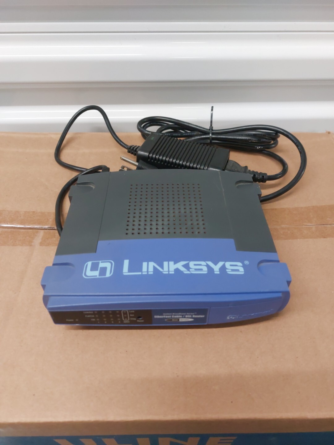 Linksys by CISCO BEFSR41 ETHERFAST Cable/DSL Router with 4-Port 1 Reset Switch