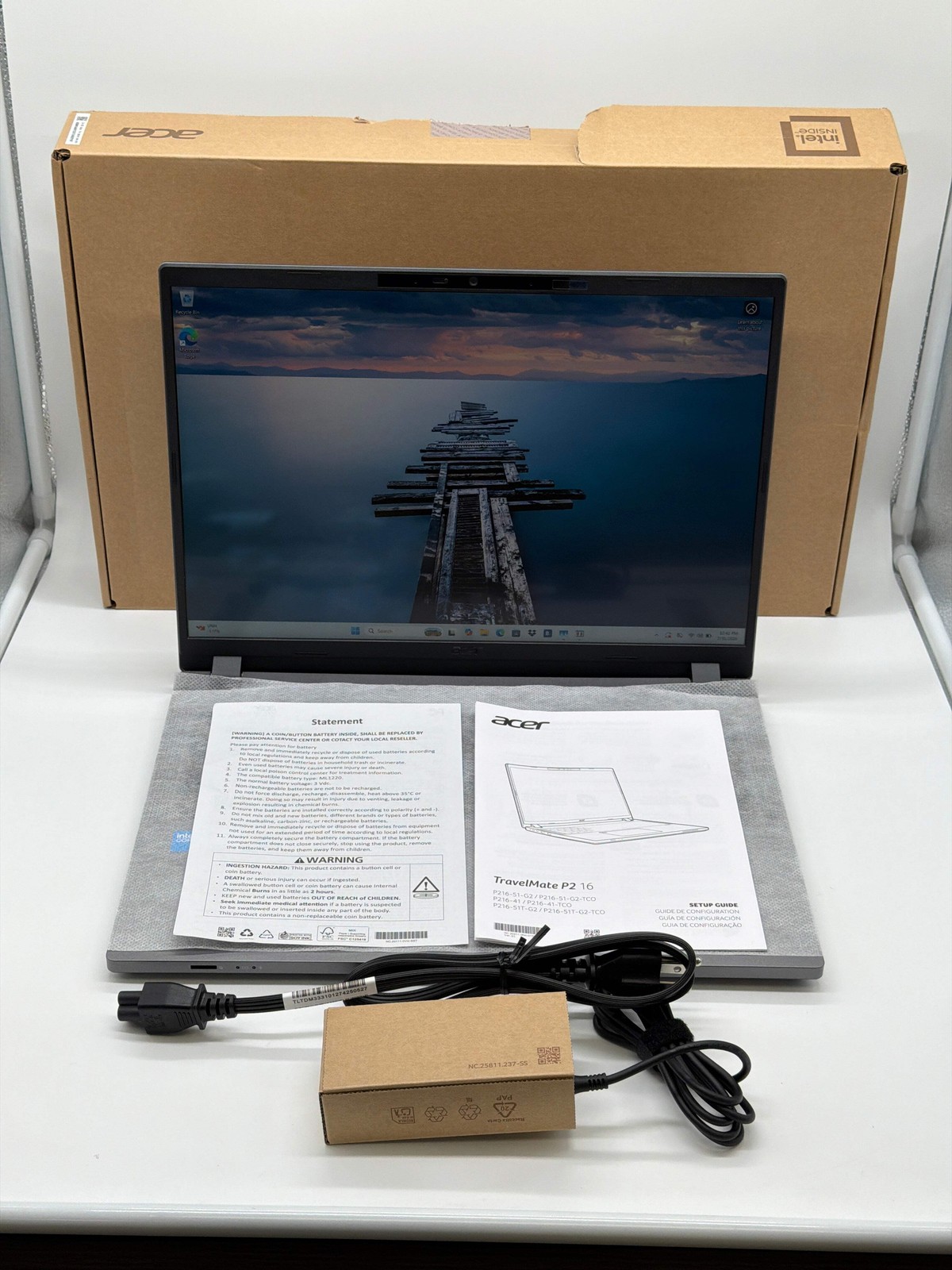 Acer TravelMate P2 16" (TMP216-51-G2-57WE) Intel Core 5 120U 16GB 512GB SSD w/ B
