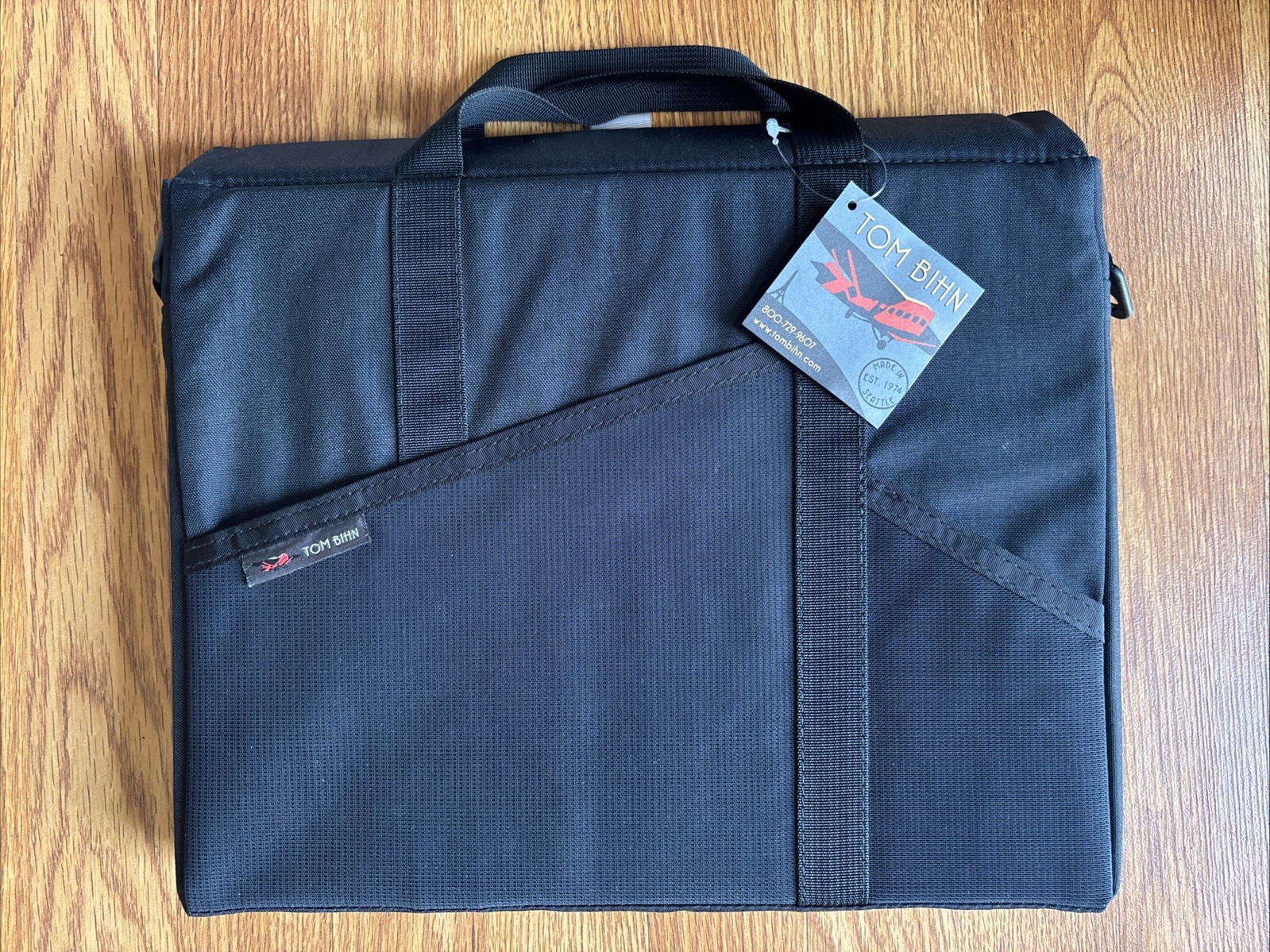 Tom Bihn Brain Cell Horizontal 14 x 11 x 2" Hardshell Laptop Case - Retired