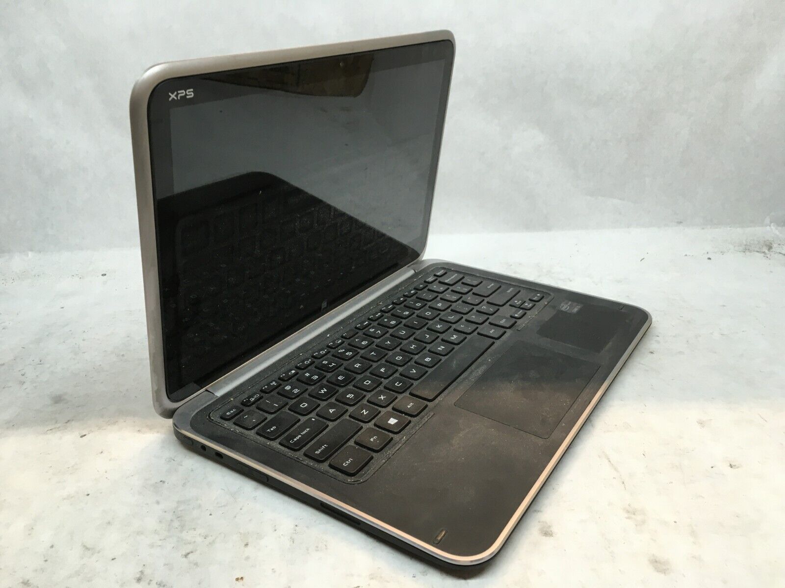 Dell XPS 12 9Q23 Laptop 12.5