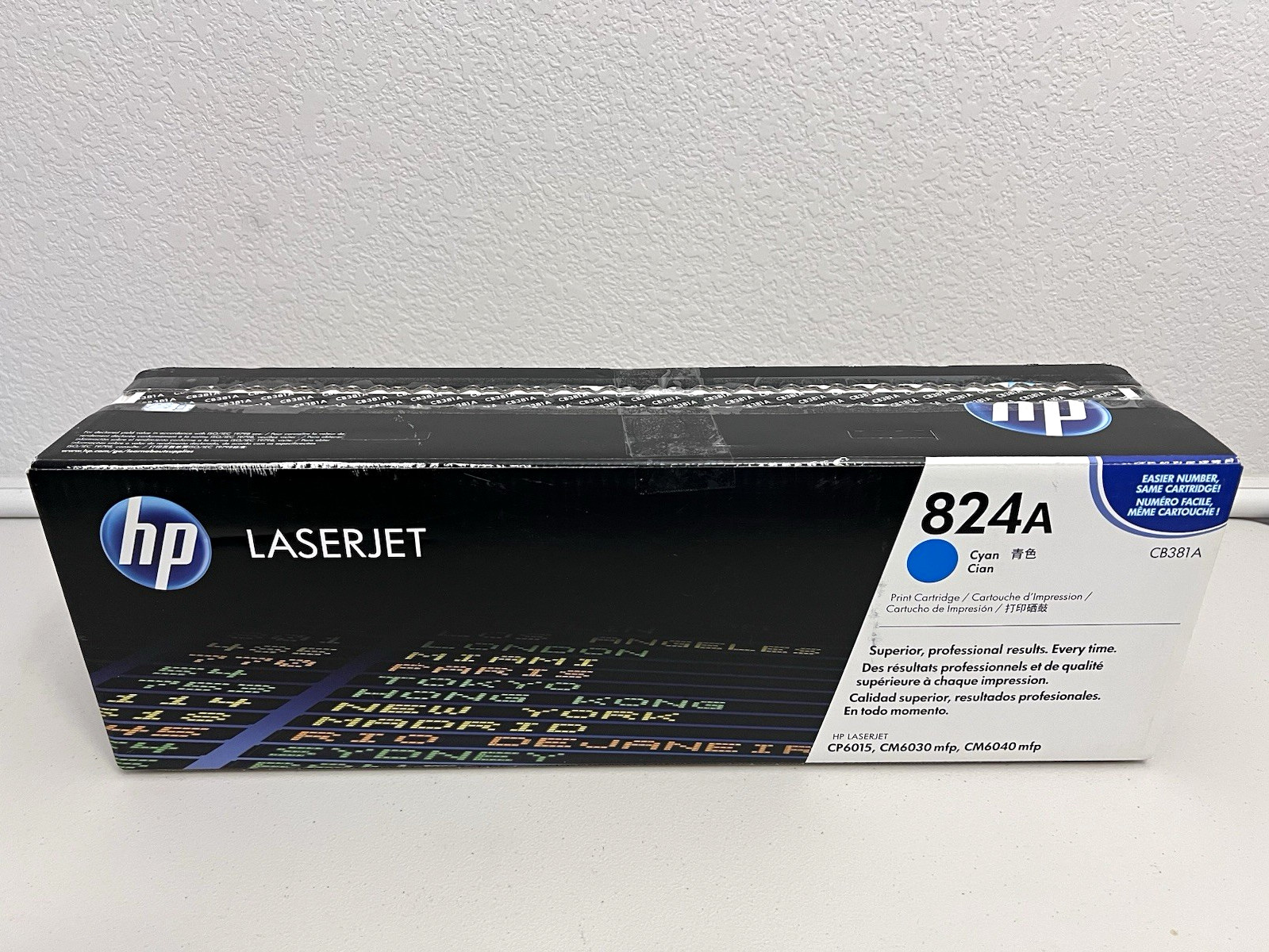 HP 824A (CB381A) Cyan Genuine/Original Print Cartridge Open Box Sealed