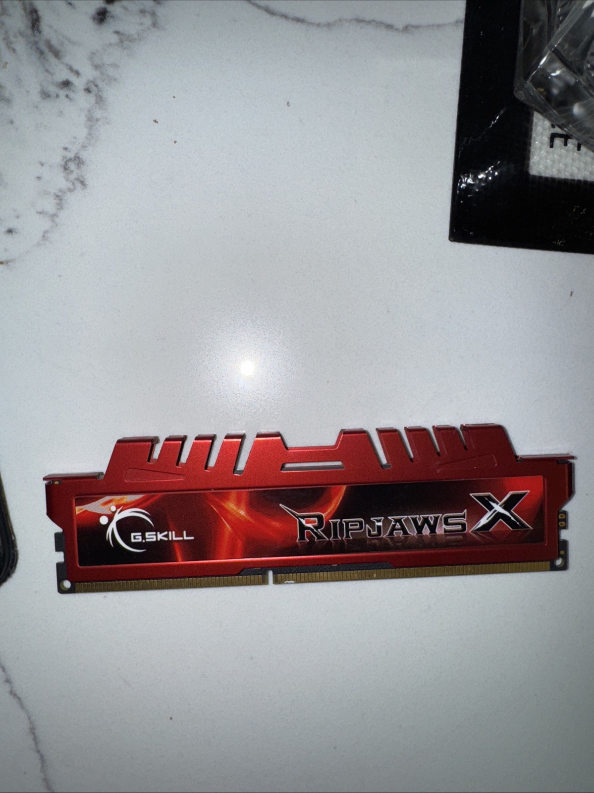 4GB RAM Card G. SKILL RIPJAWS X DDR3-1866 PC3-14900 1.5V F3-14900CL9D-8GBXL