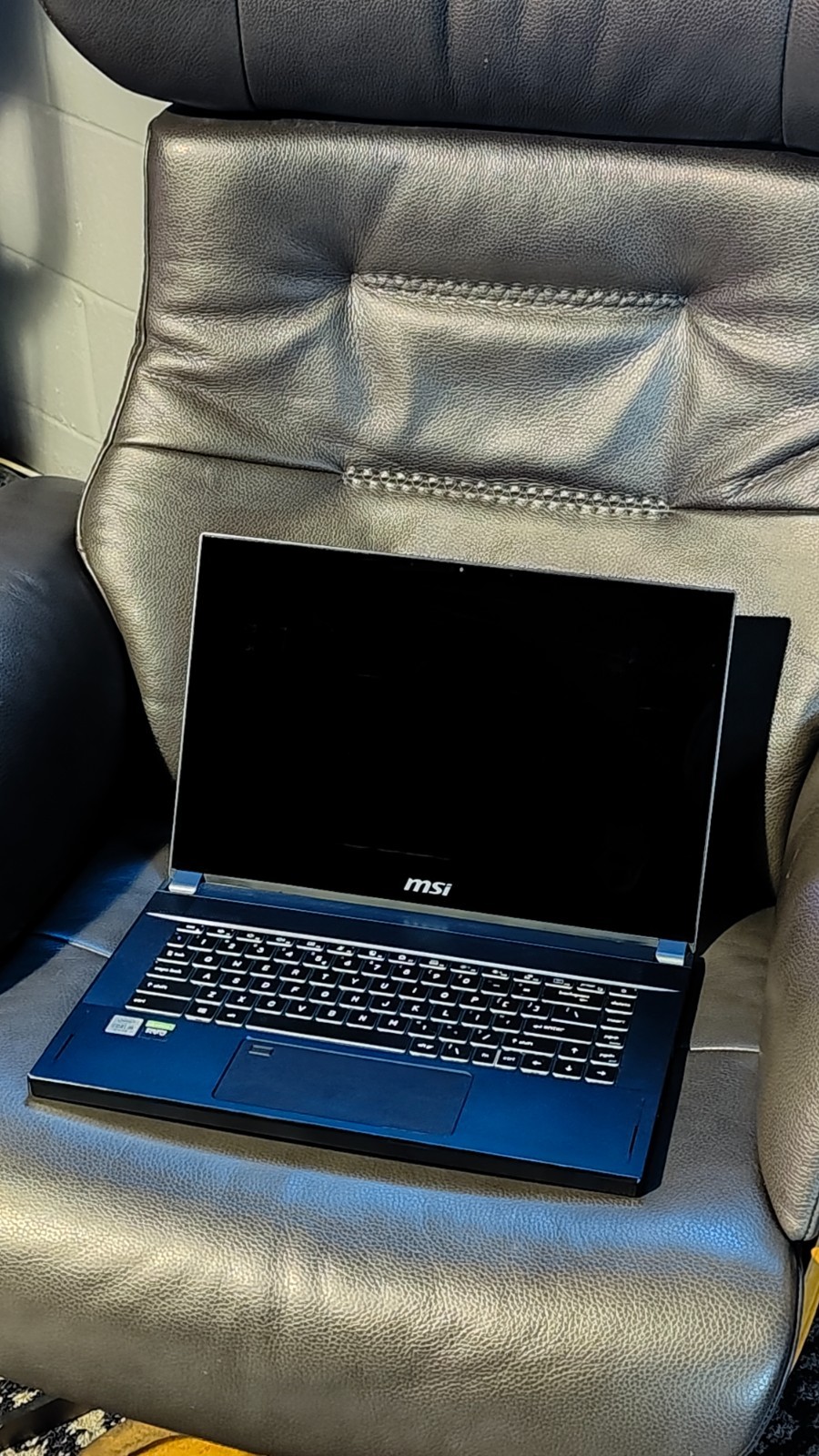 MSI WS66-10TMT | RTX 5000 | 64 GB RAM | Dual 1TB SSDs | Includes charger