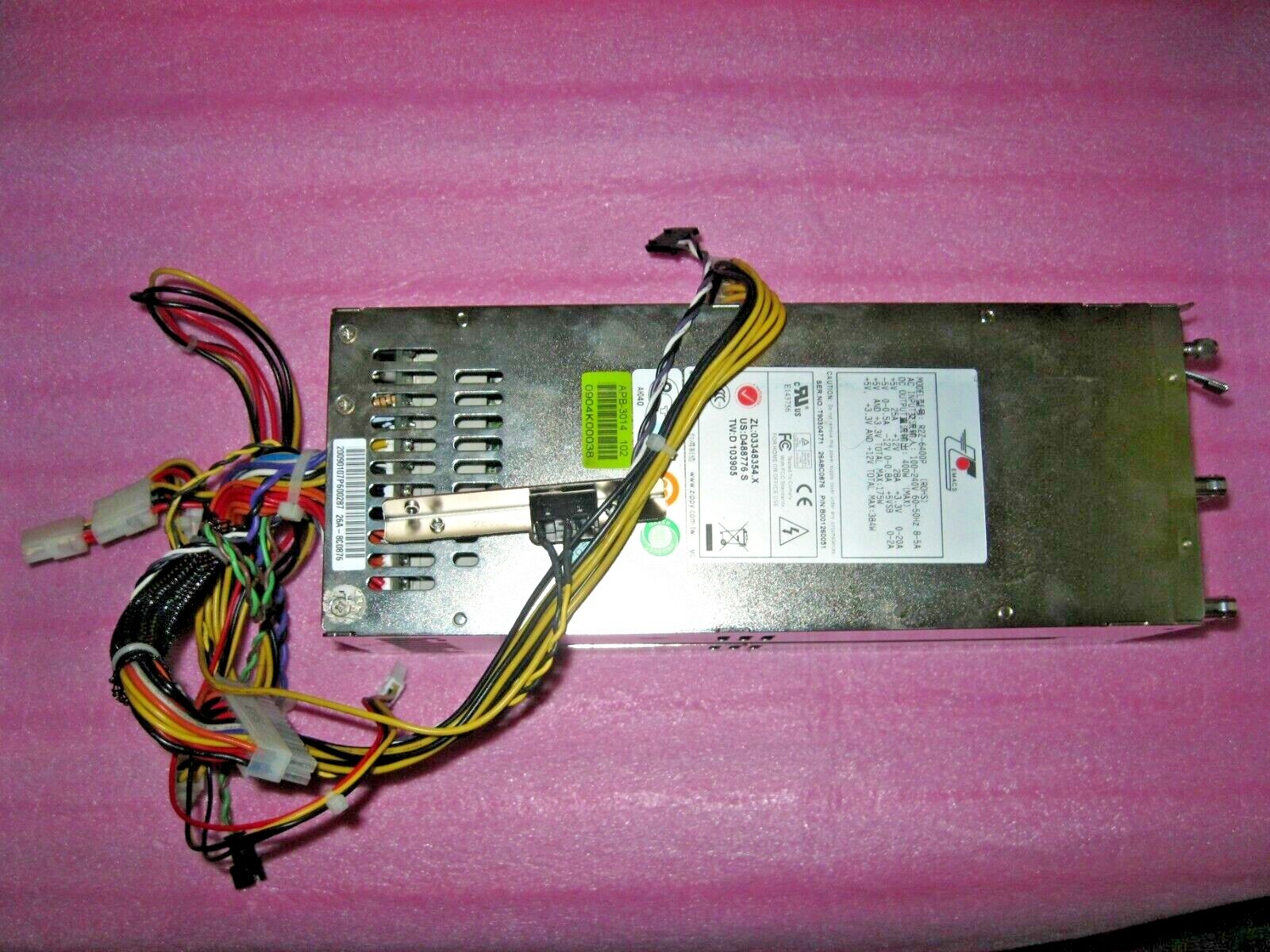 Zippy Emacs CASE B001260051 w/ 2  R2Z-6400P-R 400W B011260013 POWER SUPPLY B3213
